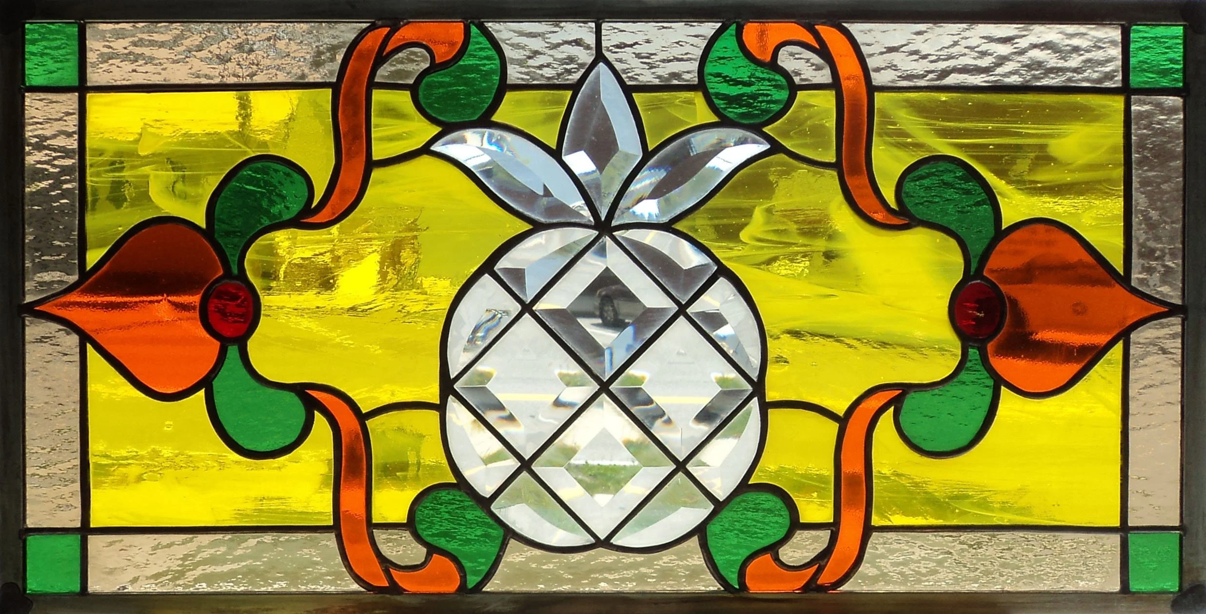 Pineapple Bevel Transom - 59 pieces - 23" x 12"