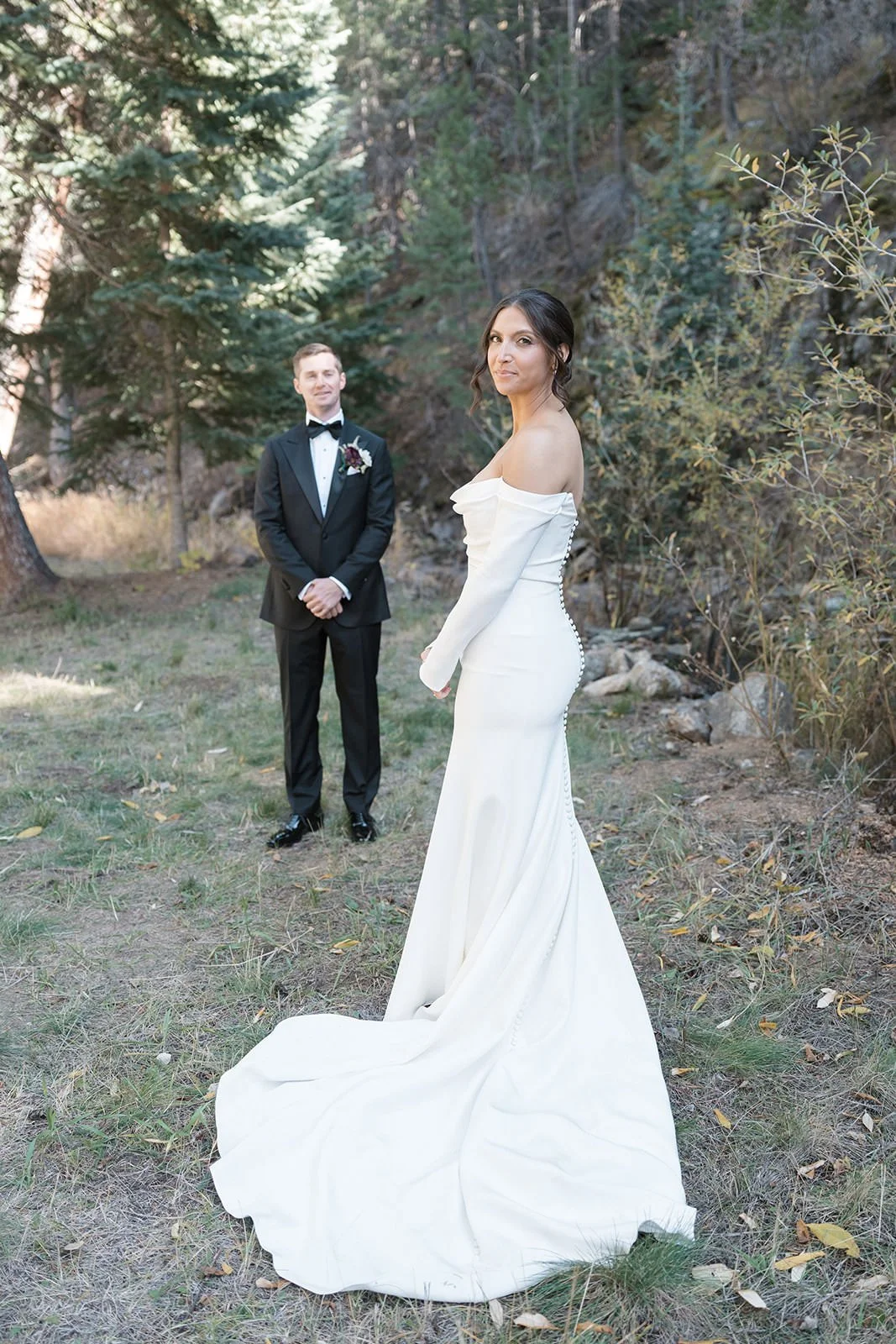 october-fall-wedding-at-blackstone-rivers-ranch-colorado--144103.jpg