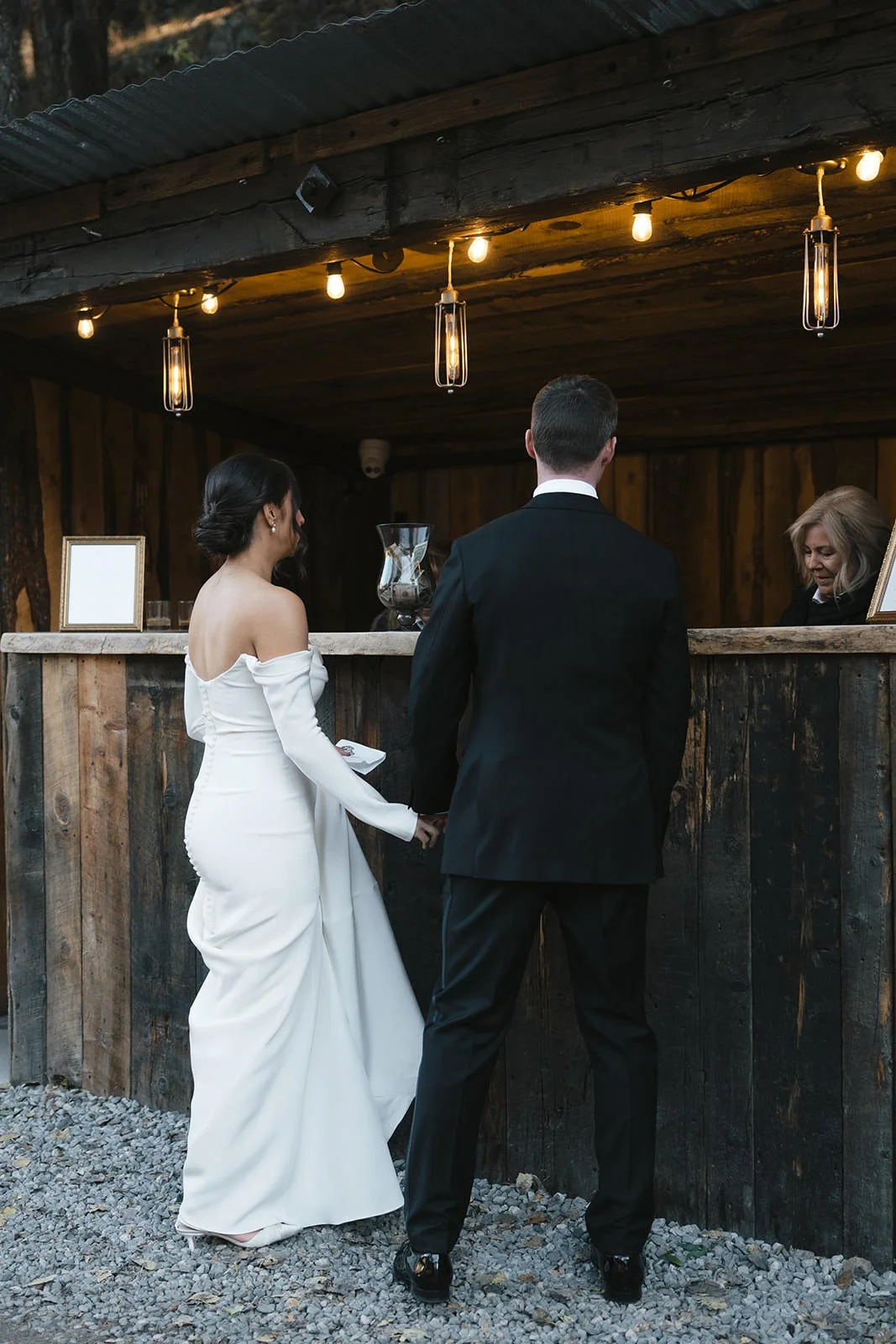 october-fall-wedding-at-blackstone-rivers-ranch-colorado--172624.jpg