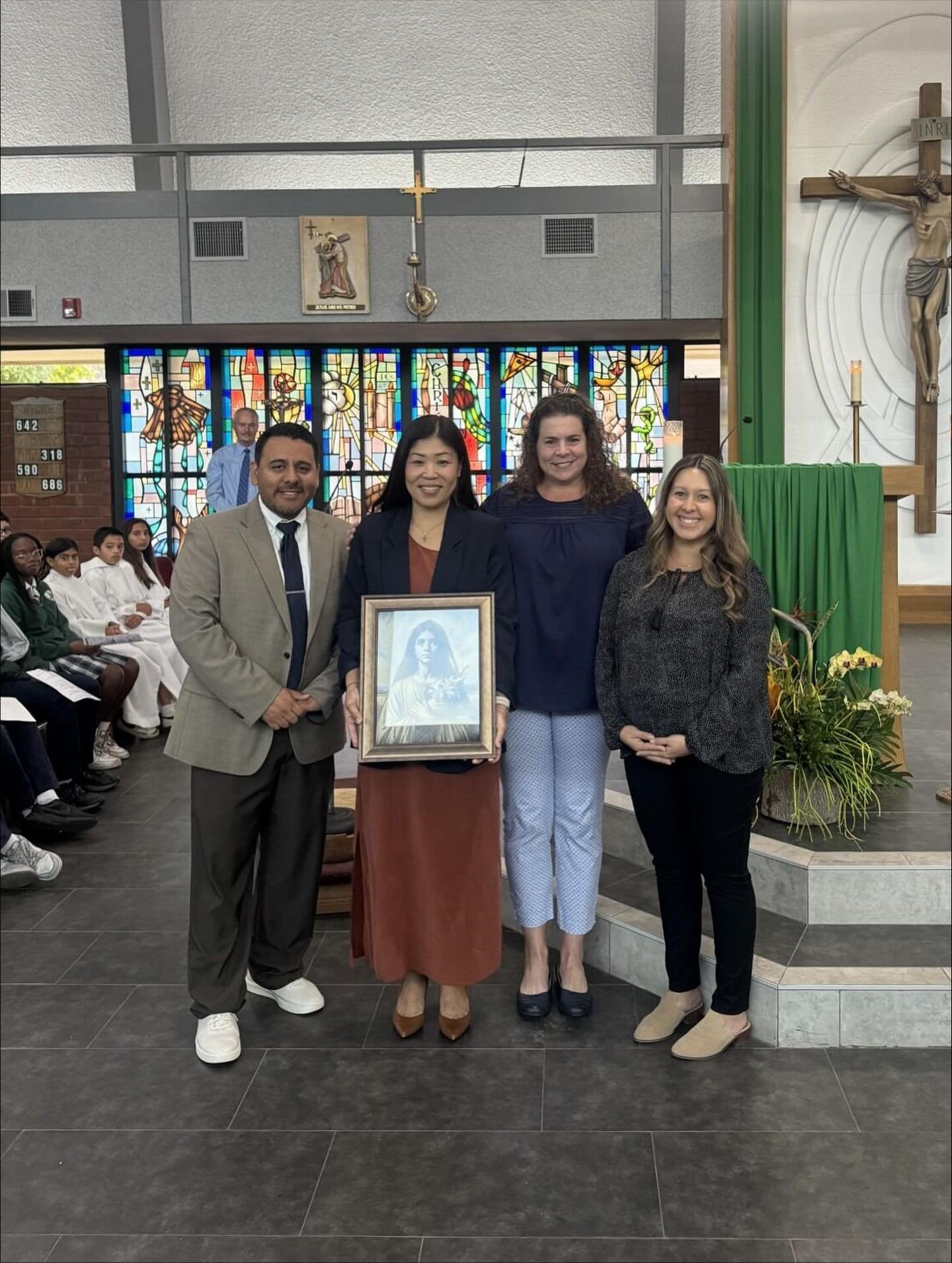 Onward 2 High School was honored alongside the Smet Foundation and Onward Leaders by St. Maria Goretti School at a Mass of Thanksgiving celebrated by Bishop Marc Trudeau. Other honorees included the Shea Family Charities, Department of Catholic Schoo