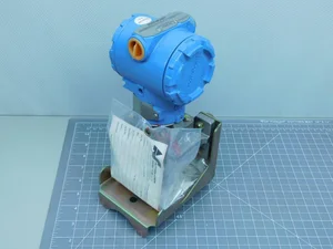Pressure transmitter