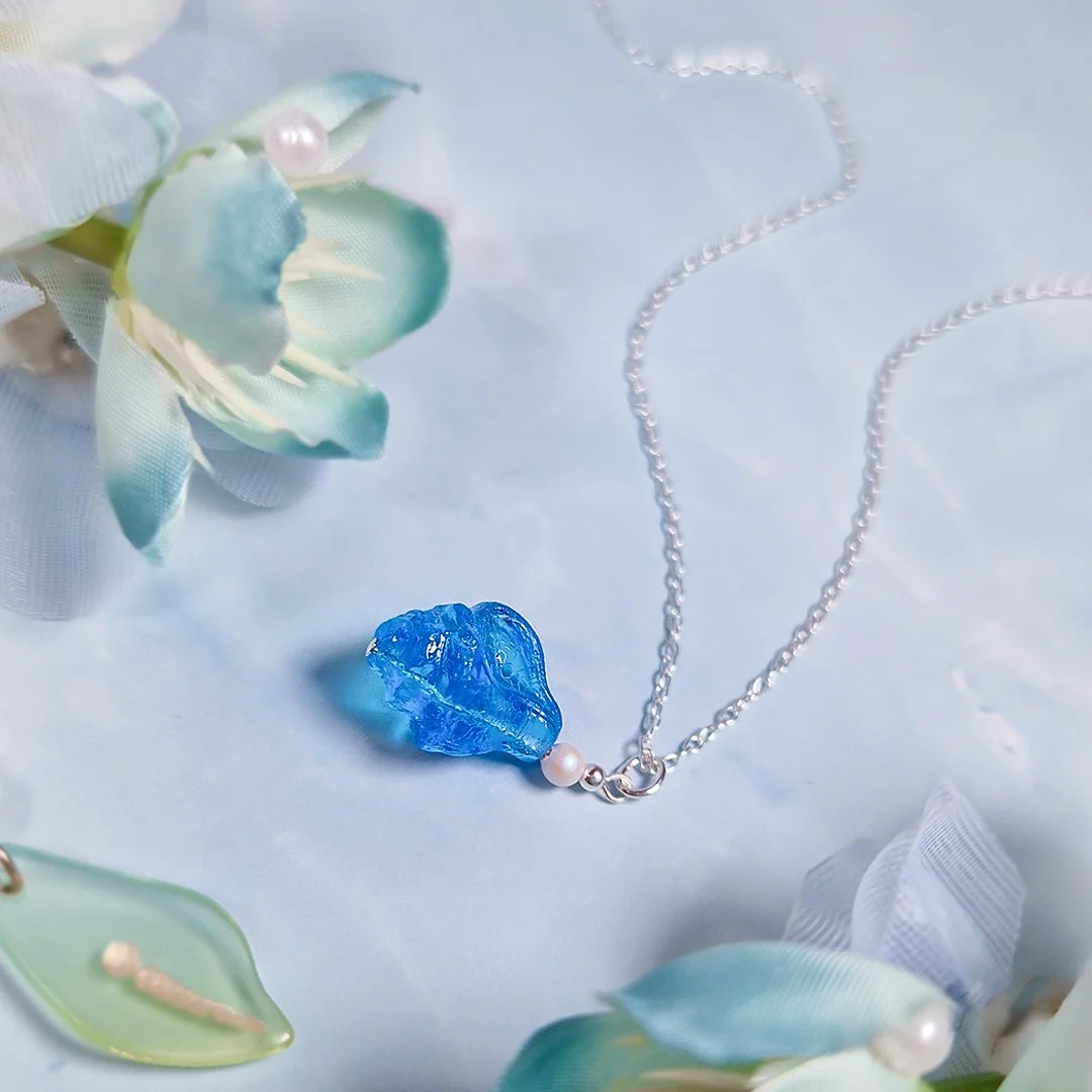 Mermaid Necklace Silver Lie Square.jpg