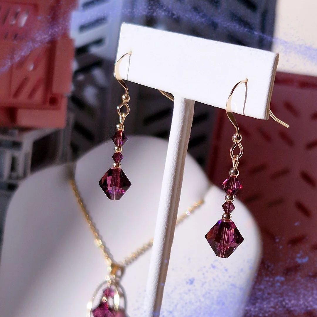 Kpop Demon Hunters Rumi Gold Square.jpg