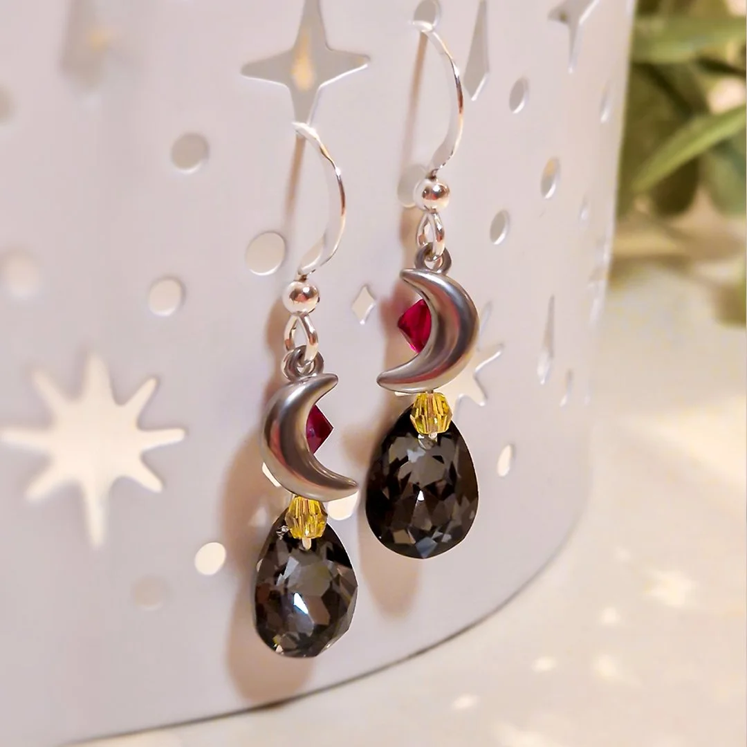 Umbreon E S Square.jpg