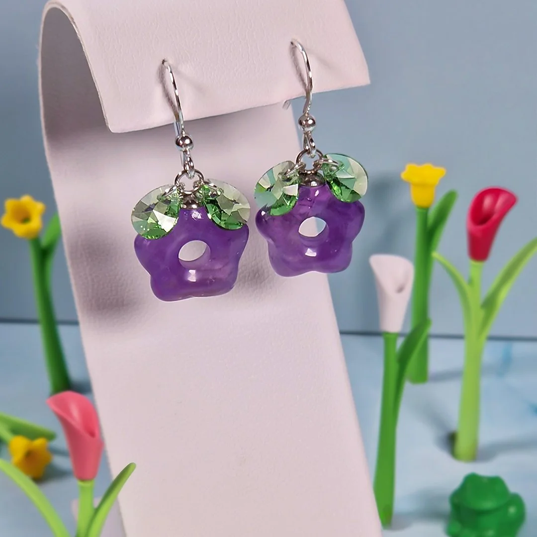 Stardrop Earrings Silver Square.jpg