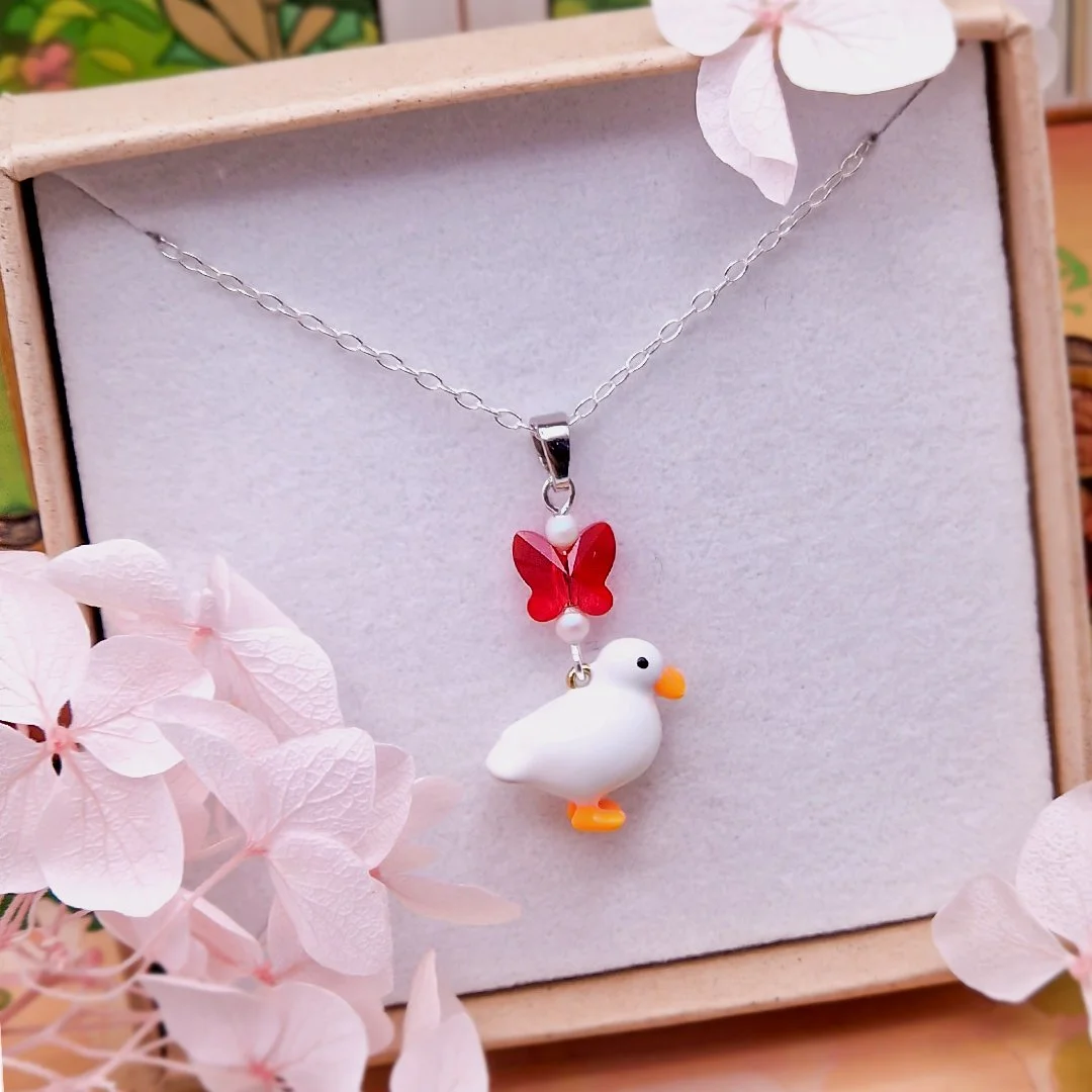 Honk Silver Necklace Box Square.jpg
