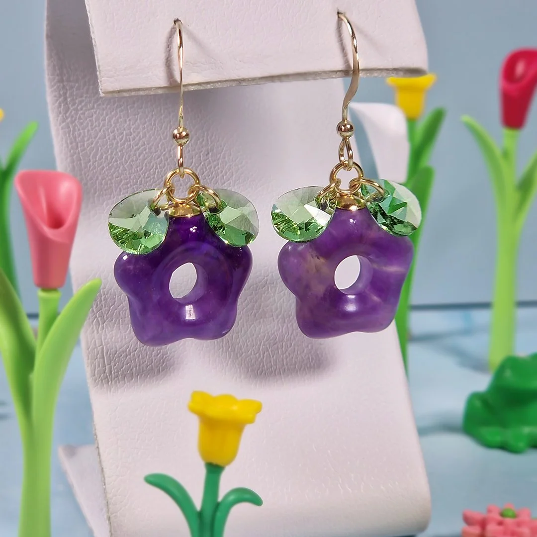 Stardrop Earrings Gold Close Square.jpg