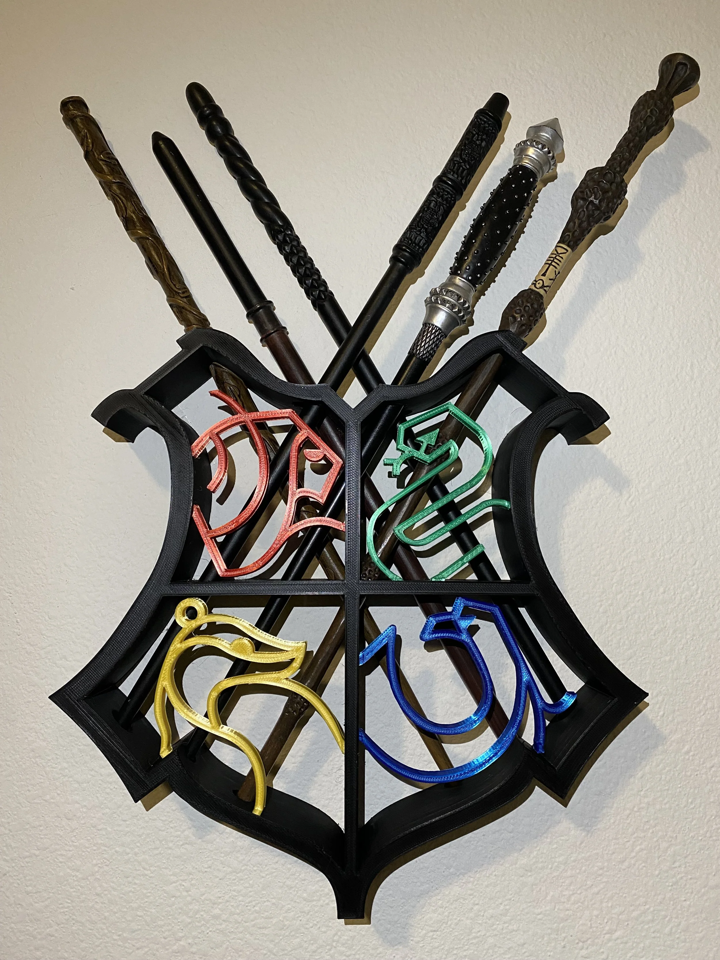 School Crest Mutli Wand Holder