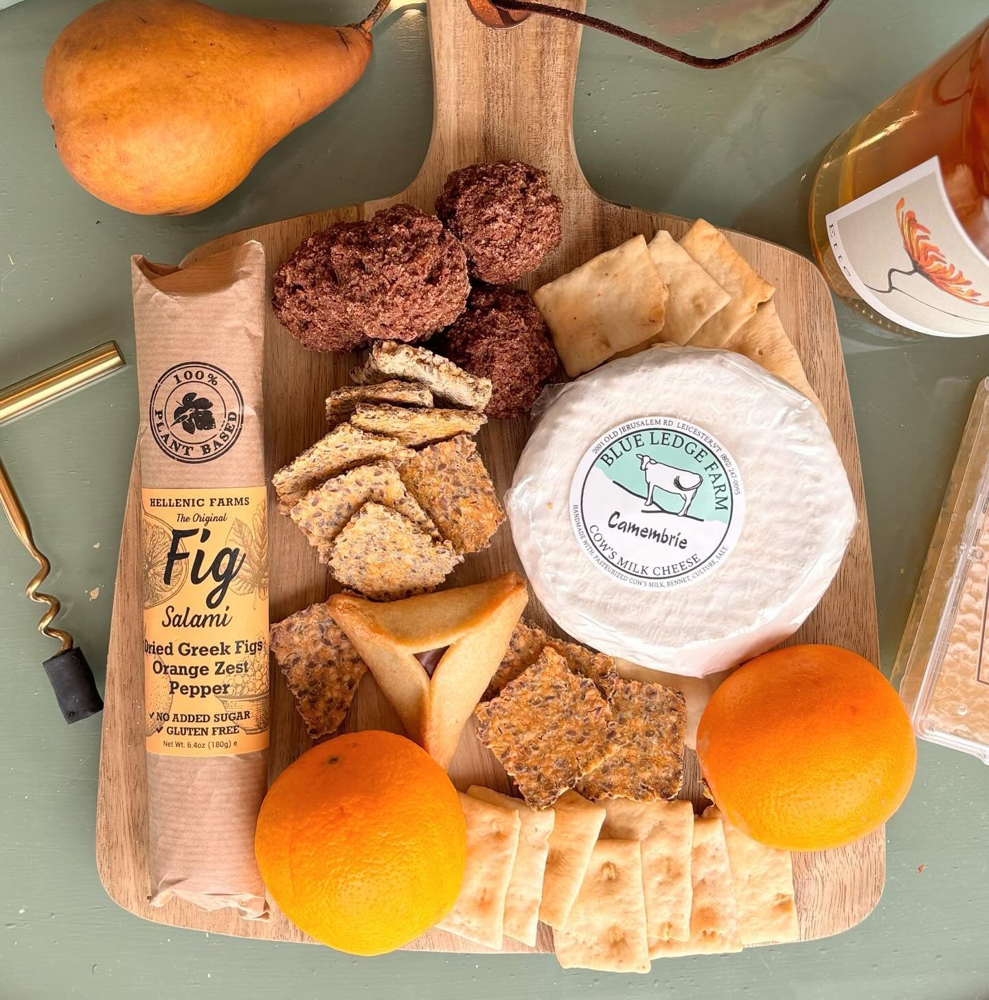 Spring is here?!?? 💐💐 We don&rsquo;t want to jinx it but we are TOO excited for picnic season and outdoor festivities 🍊 Stop in anytime for picnic basket &amp; spring charcuterie goodies 🧺