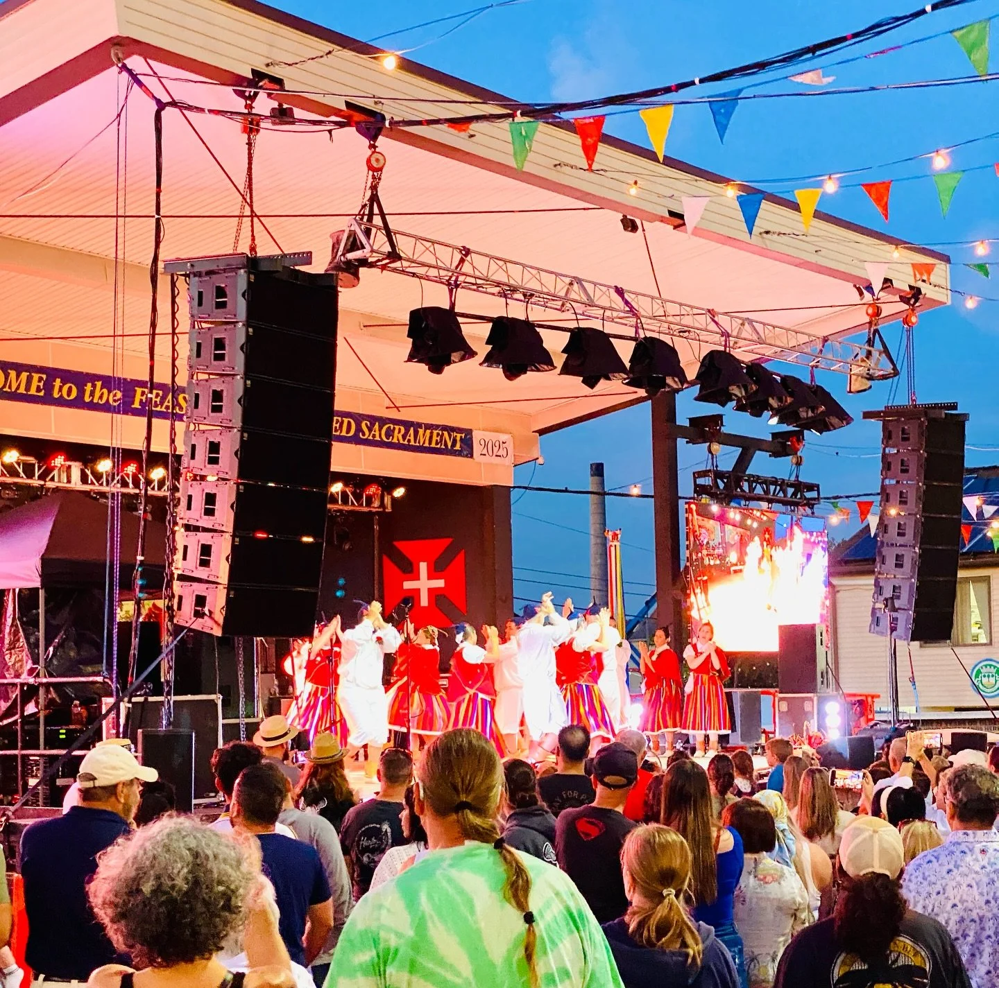 The last day of the Feast and parade! Be sure to stop by if you haven&rsquo;t yet this year. Such a fun and warm celebration! A few memorable moments of many&hellip; #thefeastoftheblessedsacrament #thefeast #portugal #madeirawine #musicfunandfestivit