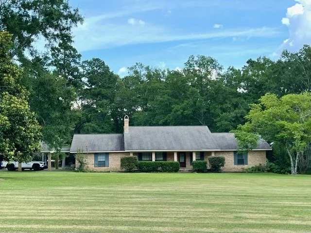 6915 LA 772 W, Trout, LA 71371 || $325,000
