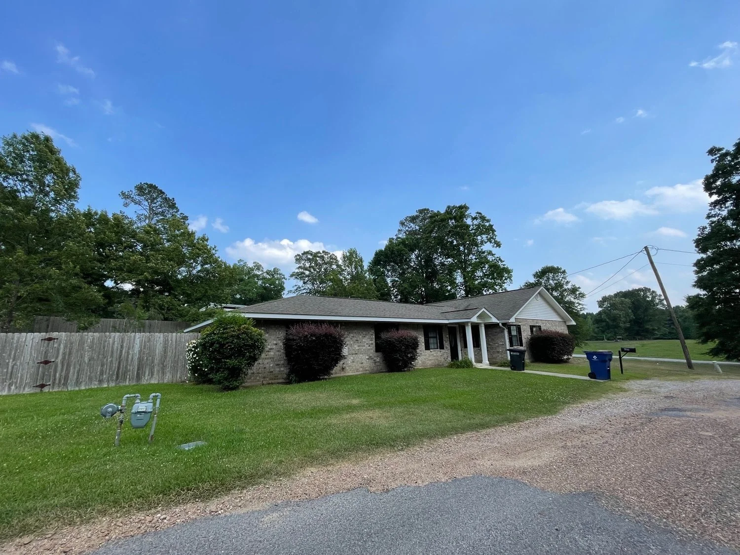 CREEKSIDE REALTY, LLC RESIDENTIAL COMMERCIAL WATERFRONT LAND