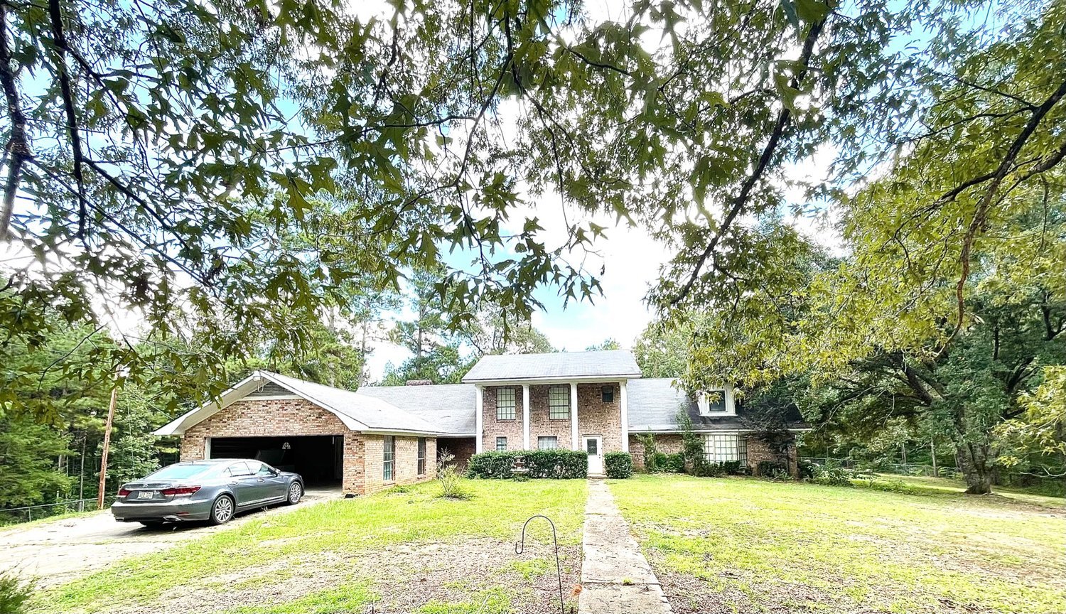 (SOLD) 255 Slaters Branch Rd. Jena, LA 71342 || $289,000