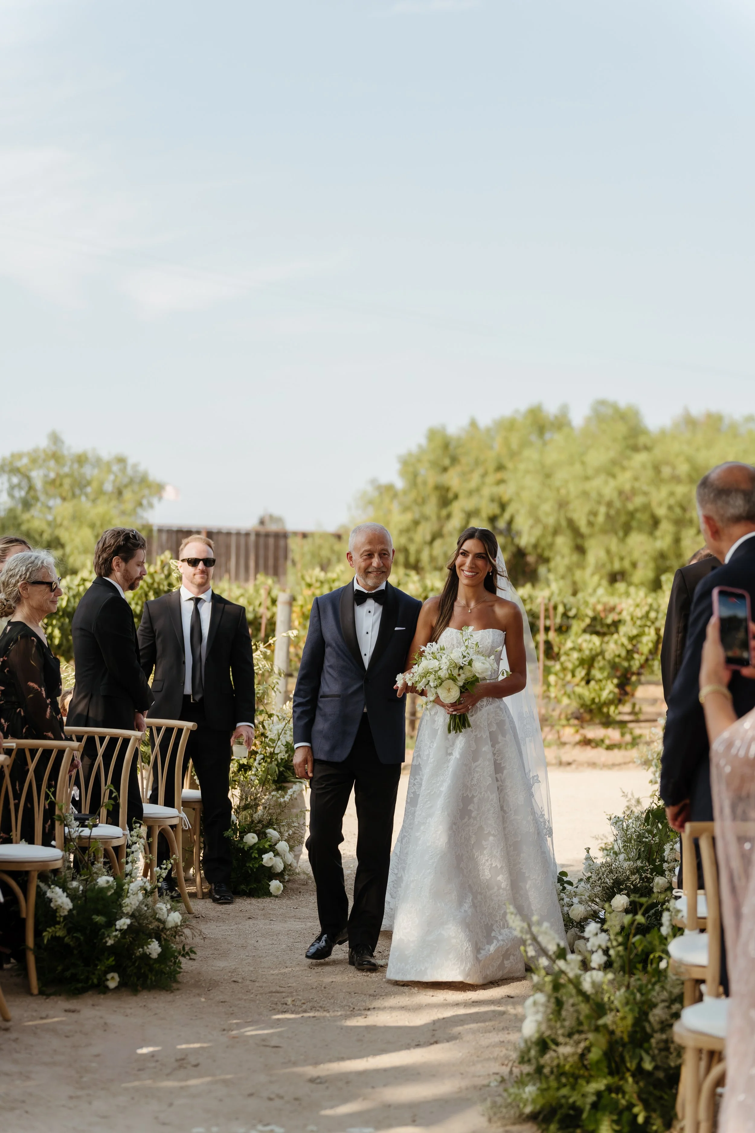 L&M-Sunstone-winery-wedding--19.jpg