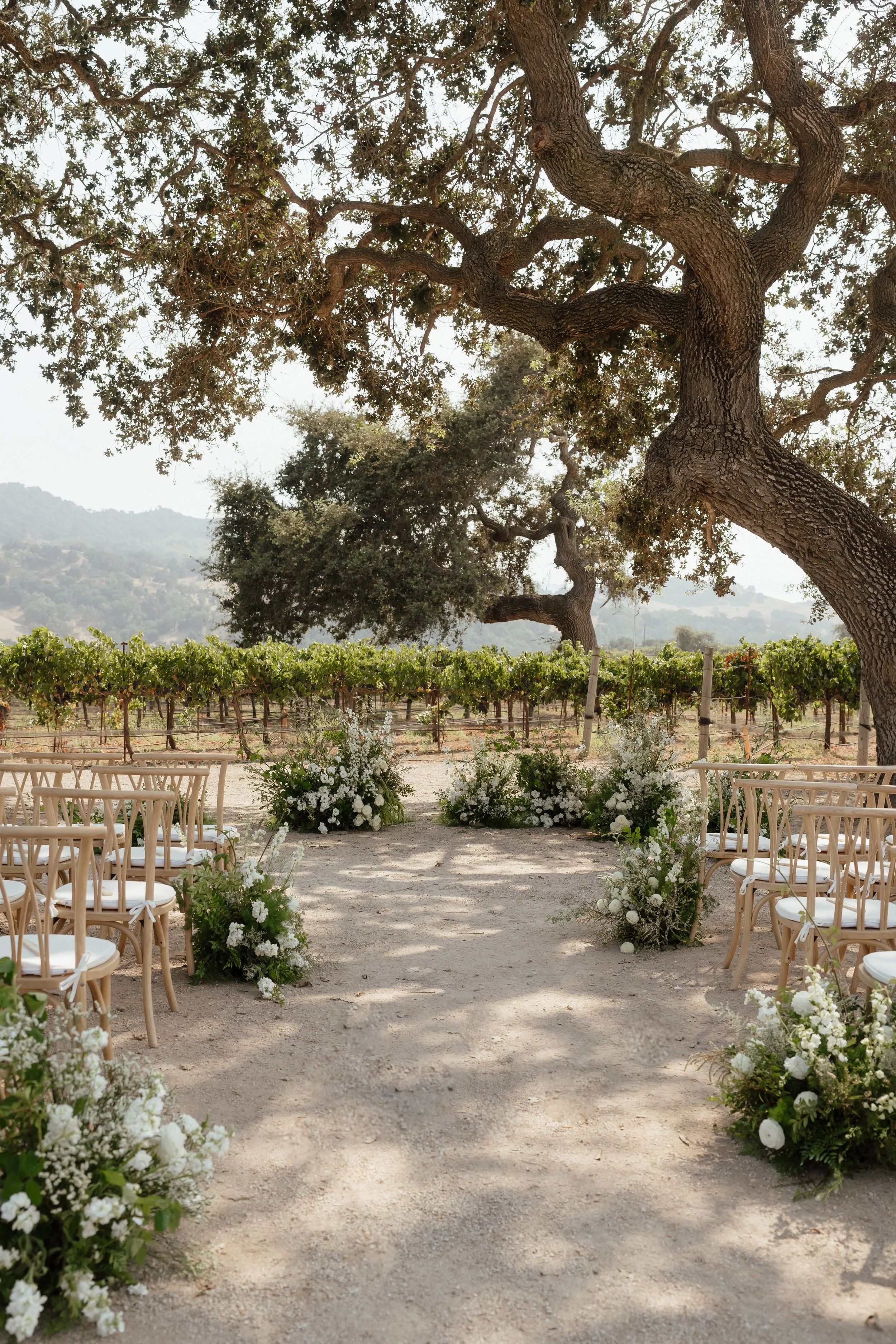 L&M-Sunstone-winery-wedding--8.jpg