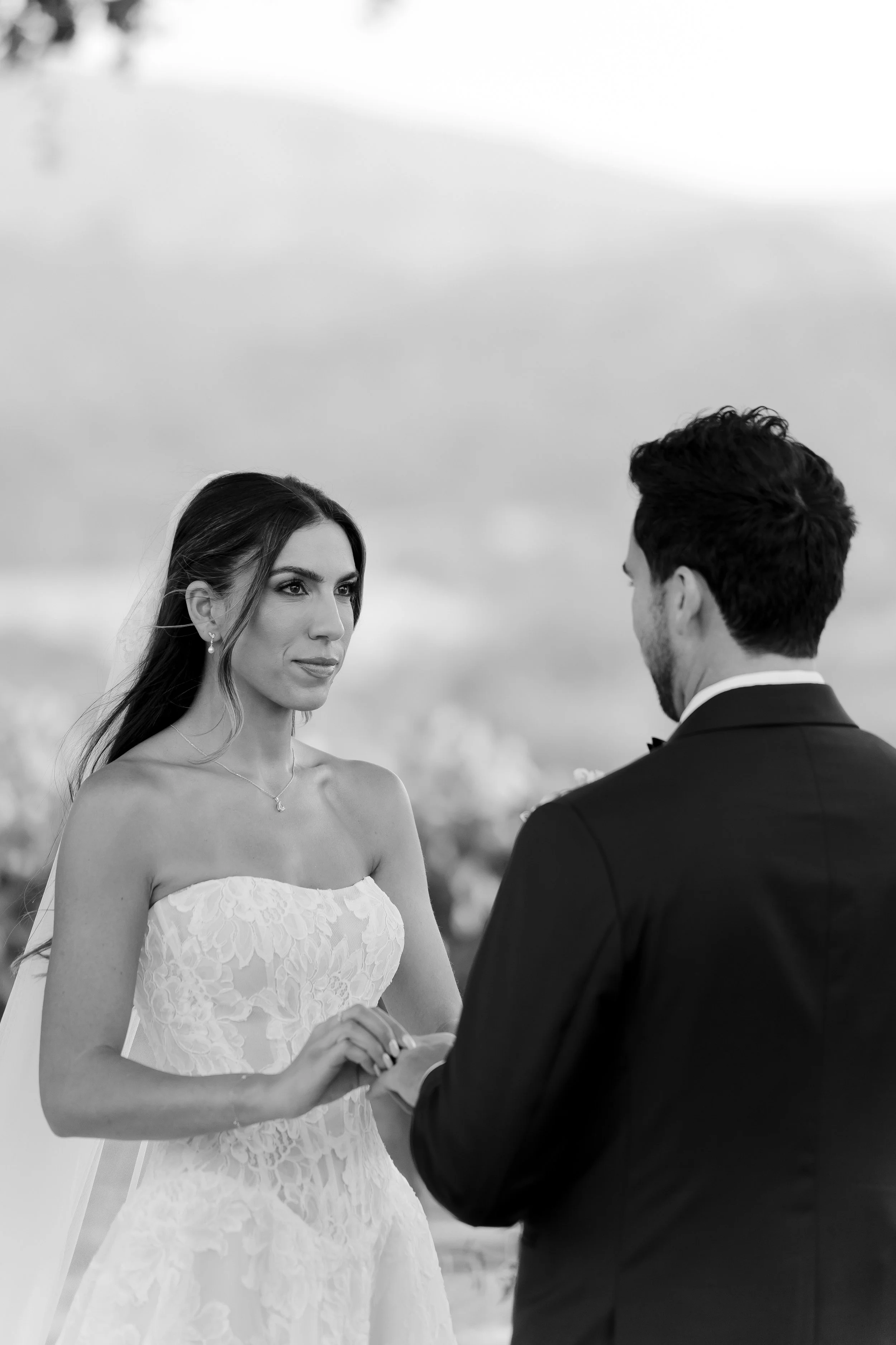 L&M-Sunstone-winery-wedding--23.jpg