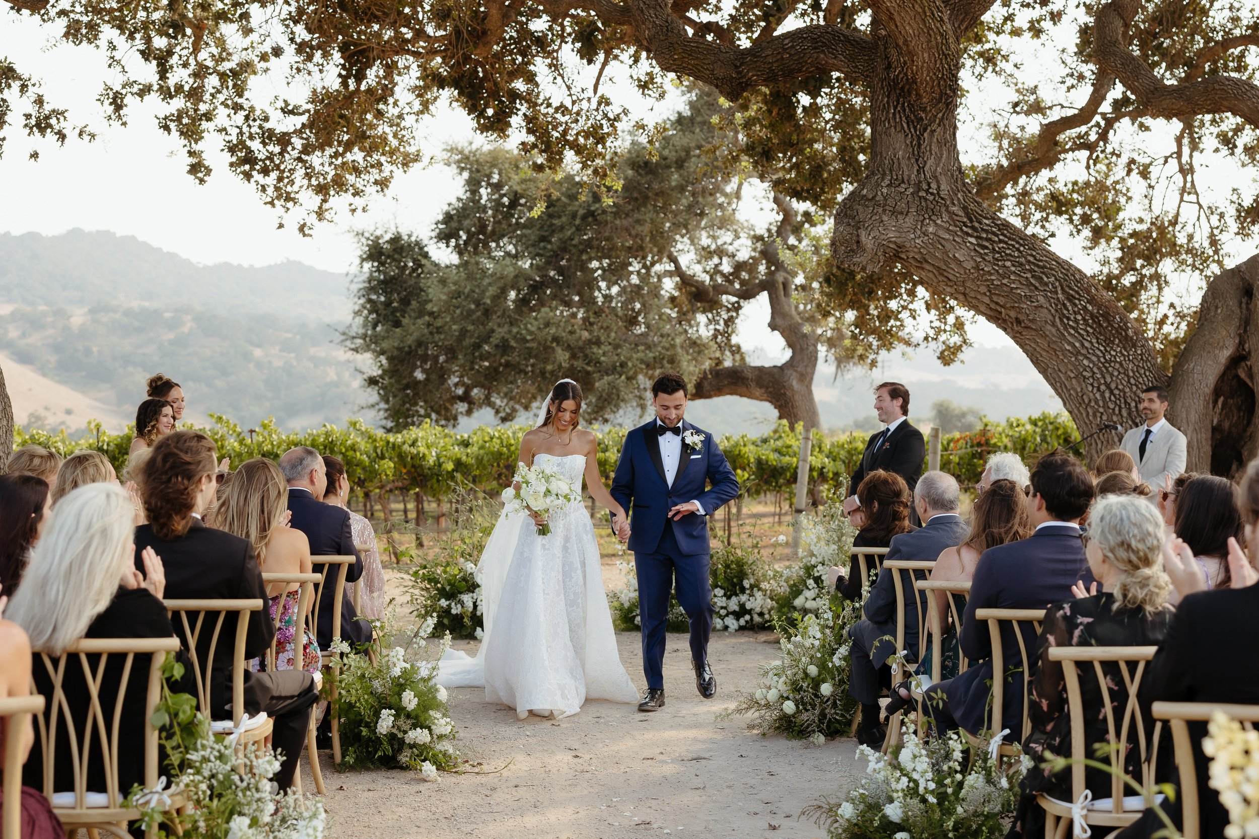 L&M-Sunstone-winery-wedding--25.jpg