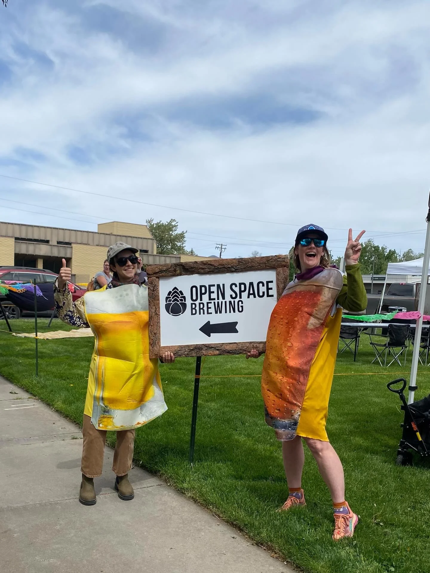 Gough Park beer garden activated!🍻 Happy CDT Trail Days! ✌️