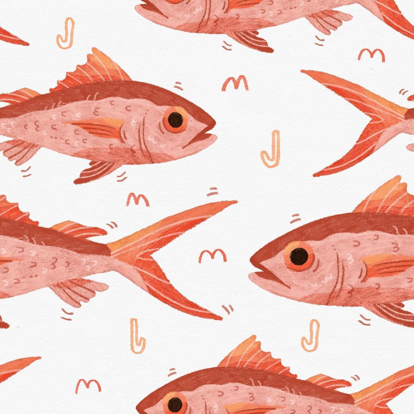 Just finished illustrating this orange fish pattern! 🐠 

I&rsquo;ve put it on a mockup of an apron to visualize how it might look in real life. Let me know what you think! 

Also, if there&rsquo;s a fish expert in here I would appreciate help identi