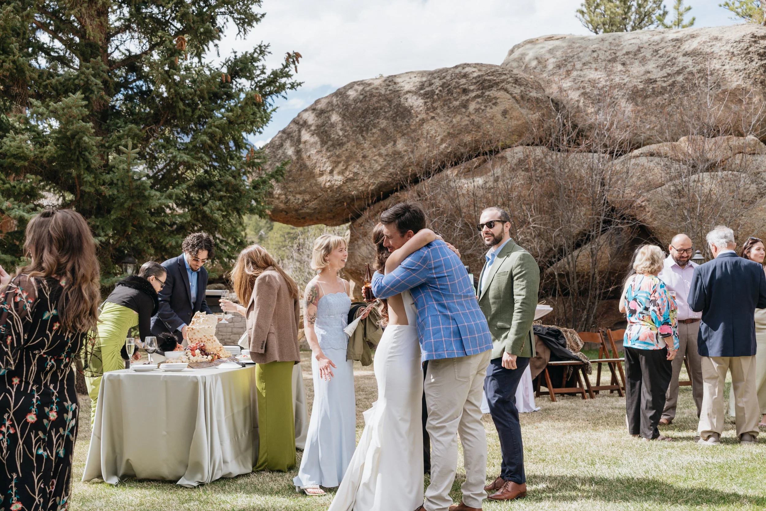 Estes Park Wedding Photographer - Black Canyon Inn - The Daydreamer Diaries - Jewel and Blake-08576.jpg