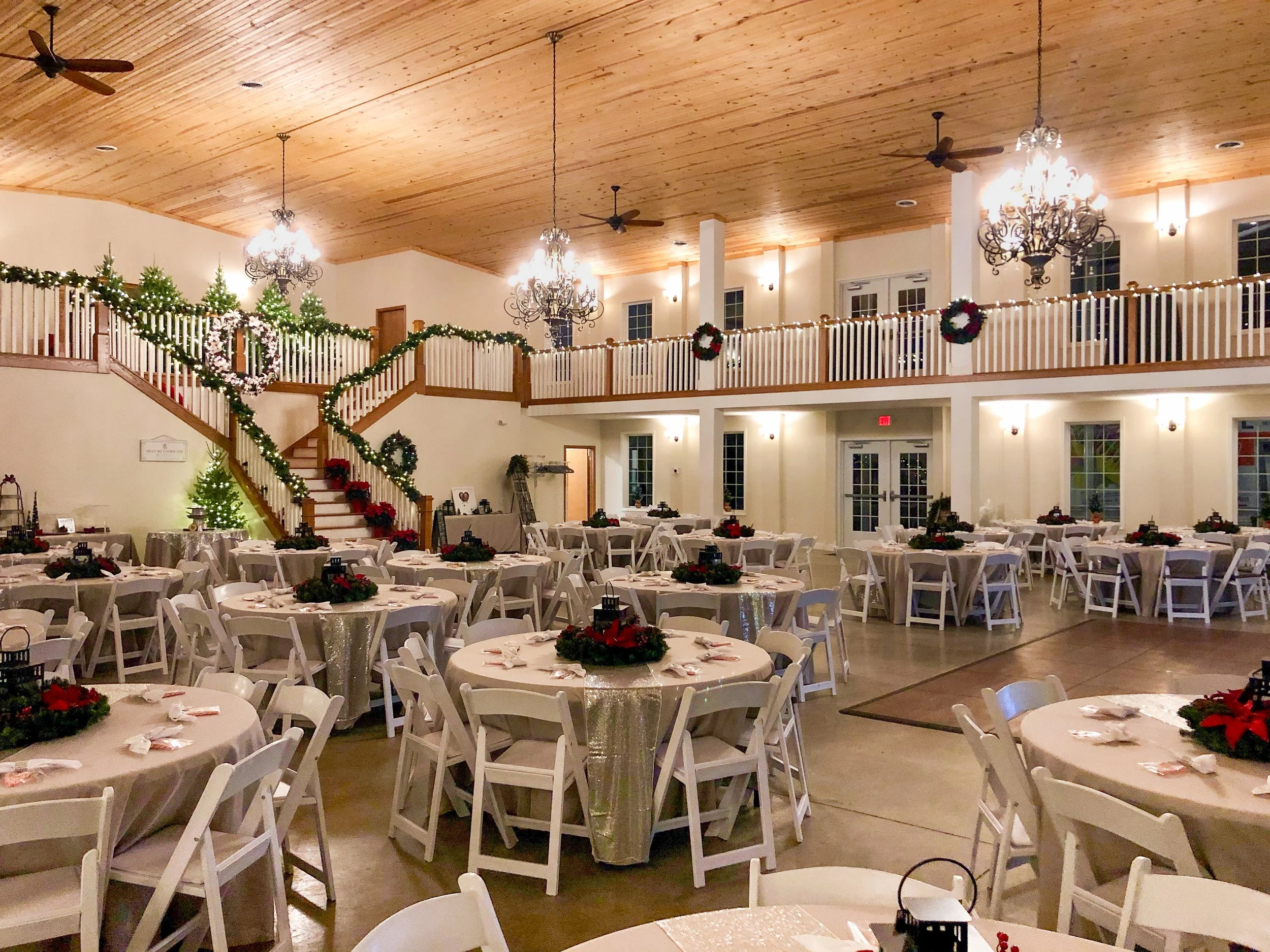 This is a scenic Christmas boho elegant rustic view of the inside of the award-winning reception hall outdoor mansion wedding venue Rosewood Manor in Miamisburg at Magnolia Estate. Surrounded by the Greater Dayton, Columbus, and Cincinnati areas. 