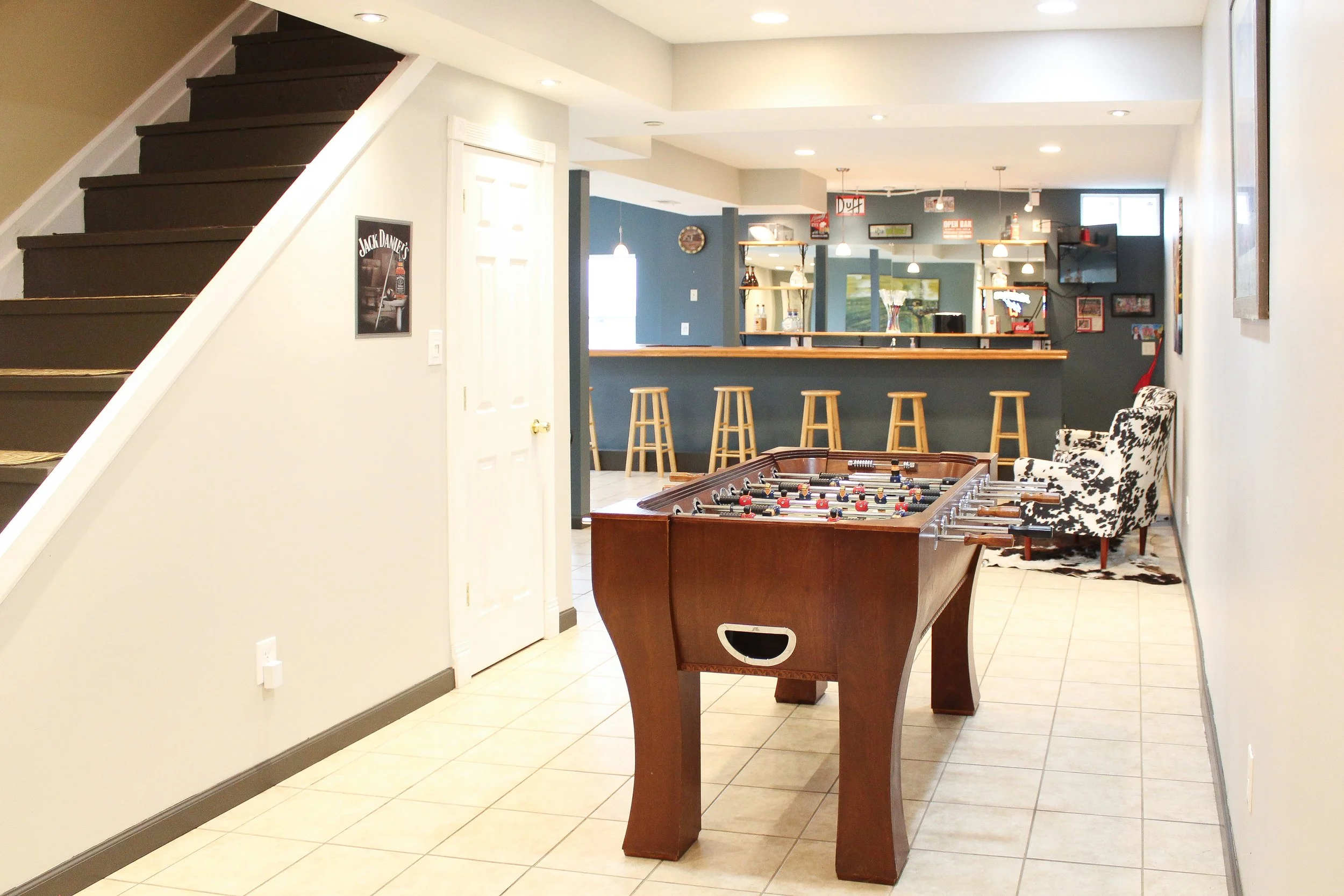 This is a photo of the Additional Changing suite at Magnolia Estate for the groom and the groomsmen. However, we have had the Bride and her Bridesmaids use the wedding suite too.