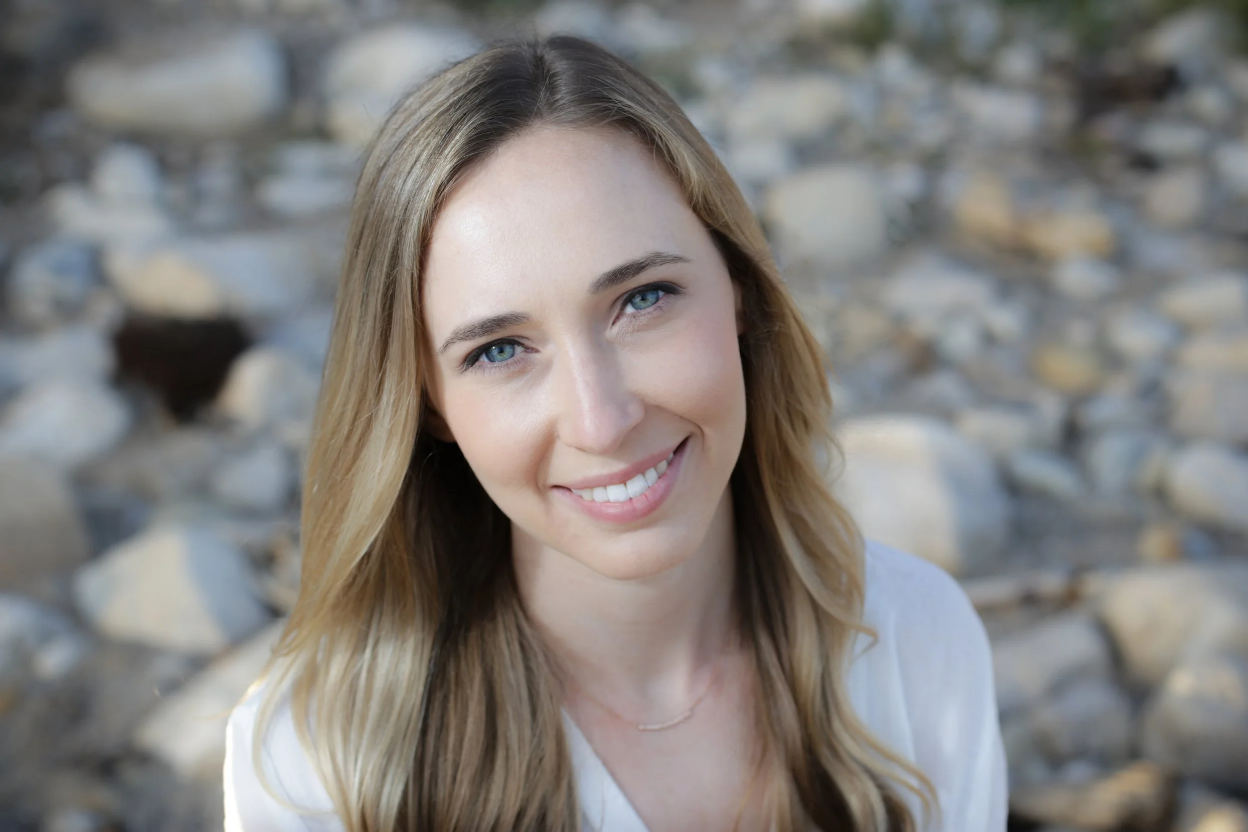 Sara Firestone.jpg