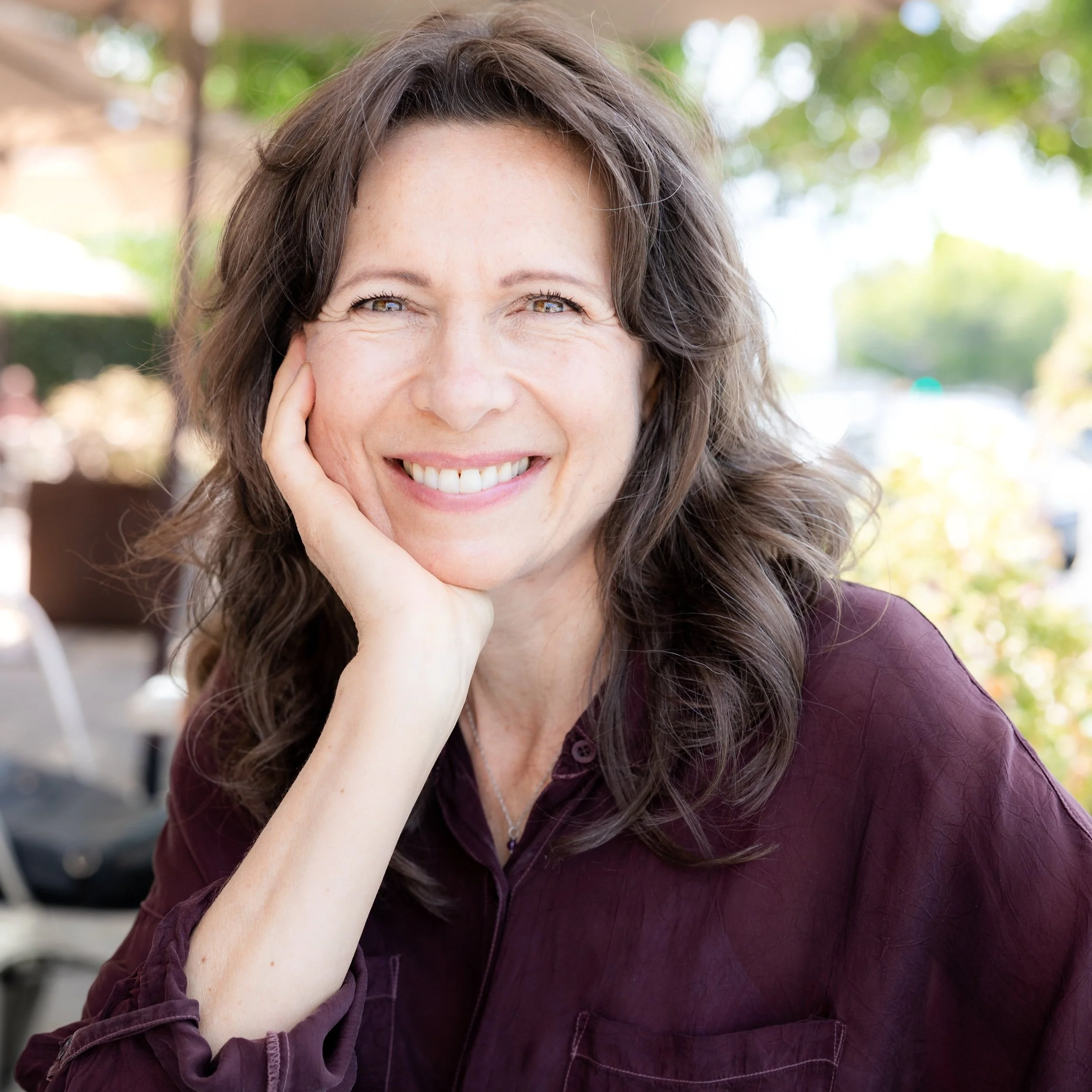 Susan+Moe+headshot+cafe.jpg