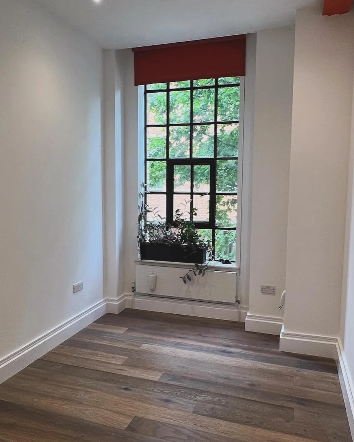 Reinstating the bedroom wall to separate the open plan kitchen dining area to make more use of the flat in King&rsquo;s Cross.  Thanks to @maadestudio for the lead and to the very kind tenant who left us an amazing review. 

#construction #interior #