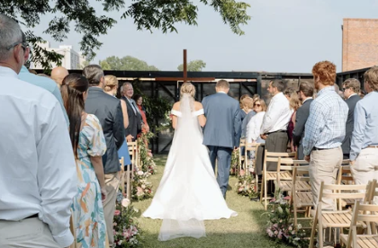 Outdoor vs Indoor Wedding Venue: Which Is Right for You?