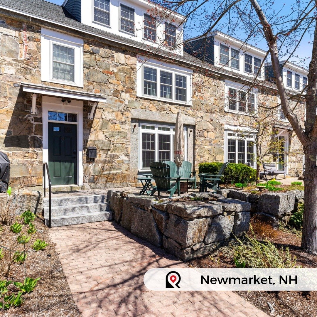 💥New to Market
📍 6 Bay Road Unit 34 Newmarket, NH
Offered at $680,000

🛏️ 2
🛁 3

Your dream condo awaits in the heart of Newmarket! Situated on the banks of the Lamprey River Falls, this tri-level townhouse boasts historical charm within a conver