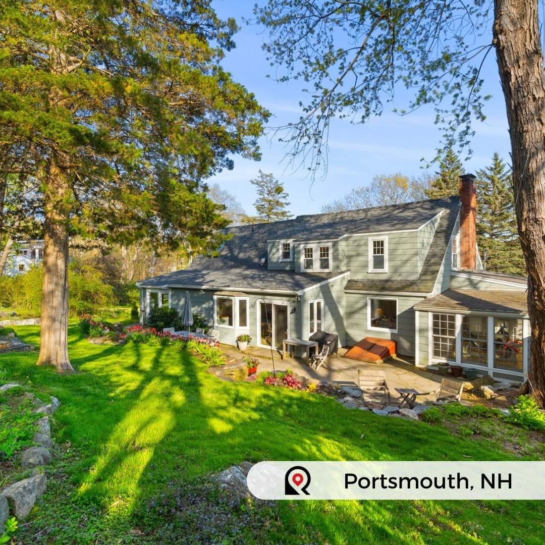 Allow Us to Reintroduce 🥁
📍 27 Shaw Road Portsmouth, NH
A Fabulous Price Improvement of $1,390,000
Which compliments the stunning renovations made to include brand new kitchen from cabinets to countertops to appliances. But that's not all.

🛏️ 4
?