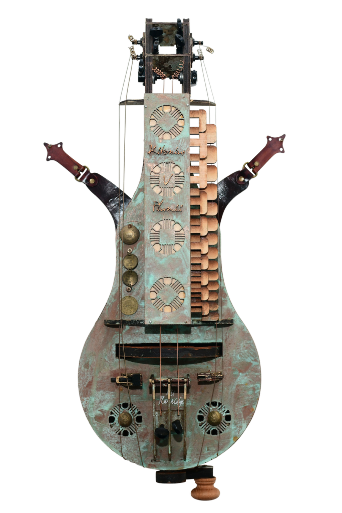 HudyGurdy-Kitonius-V-Plumii-683x1024.png