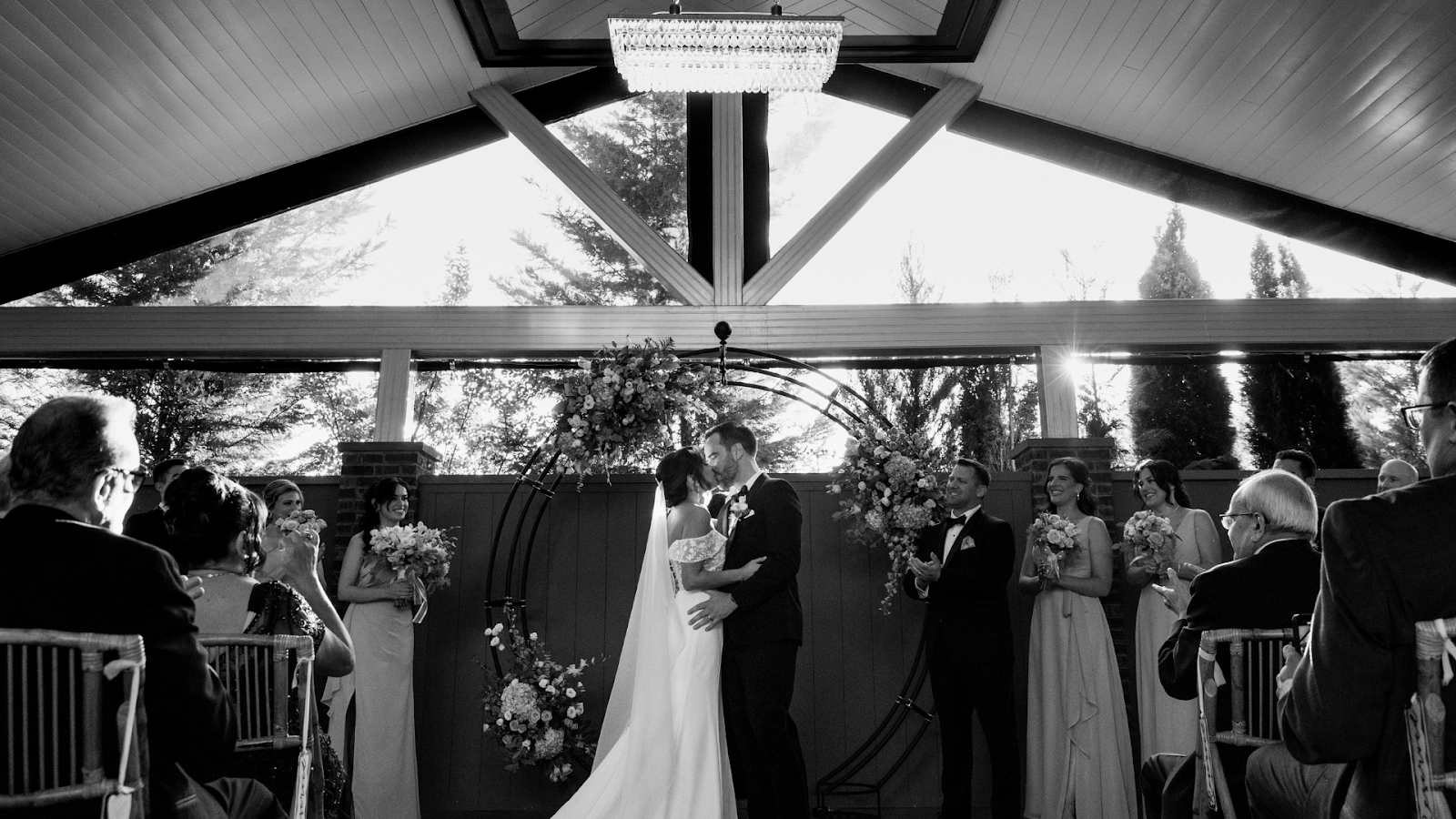 What Is the Perfect Wedding Day Timeline?