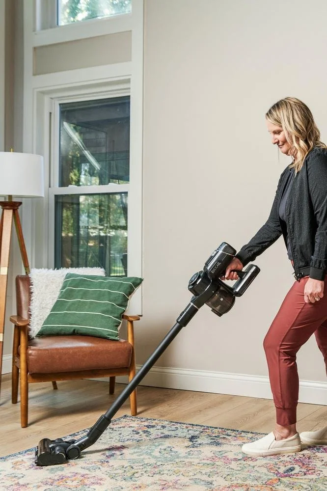 r65_stickvac_dsc_9185.jpg