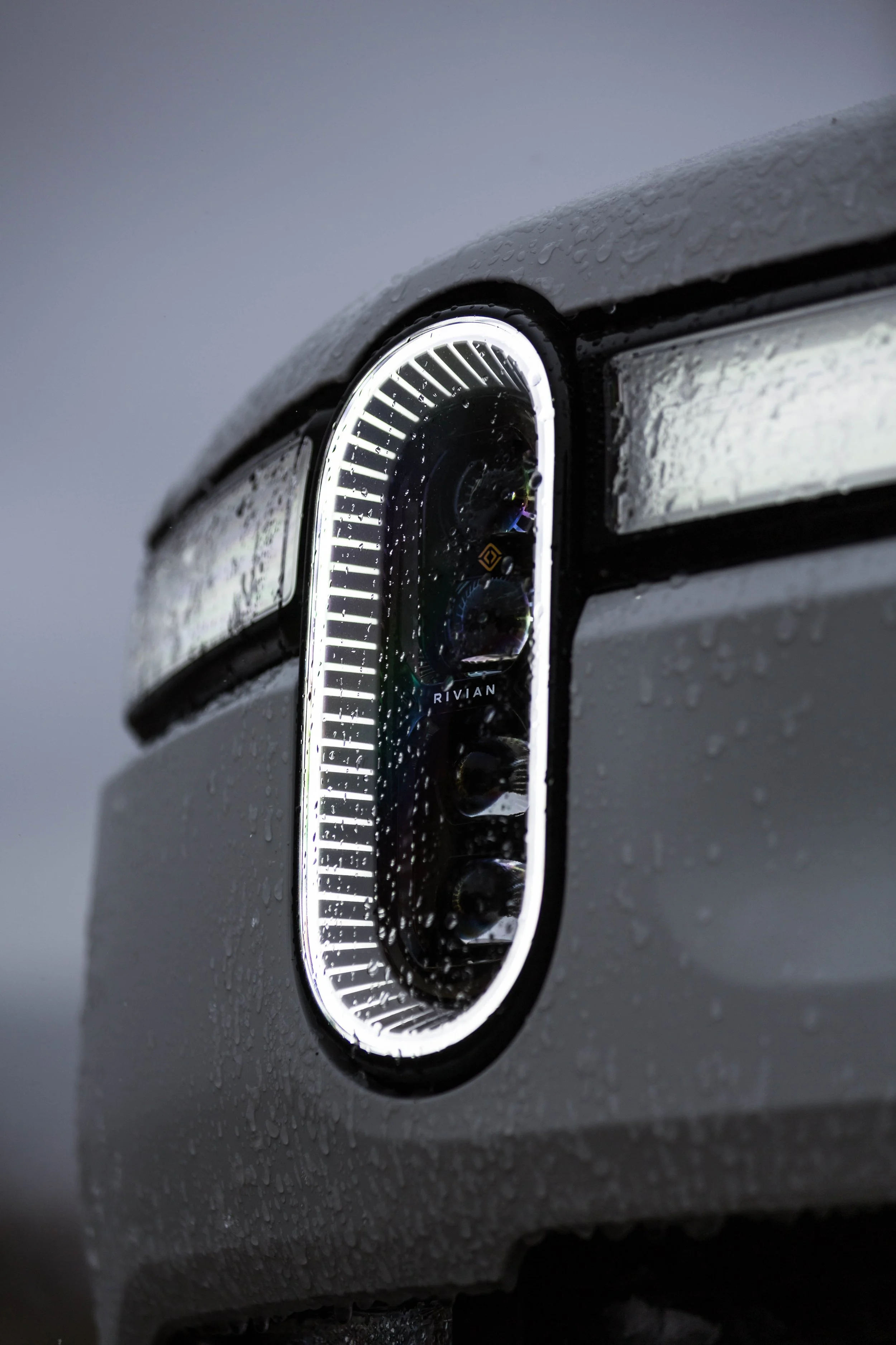 rivian-r1s-3.jpg