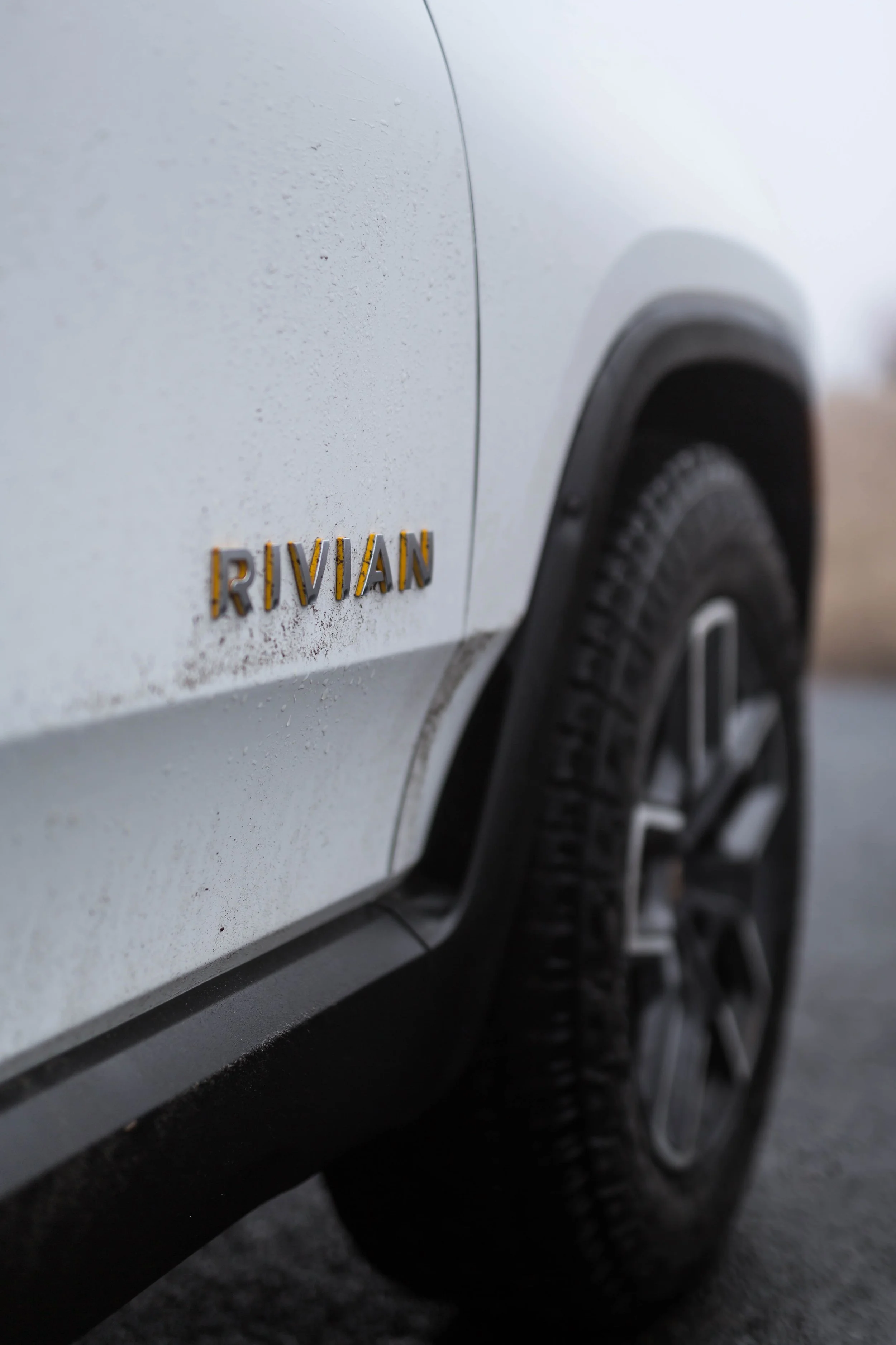 rivian-r1s-9.jpg