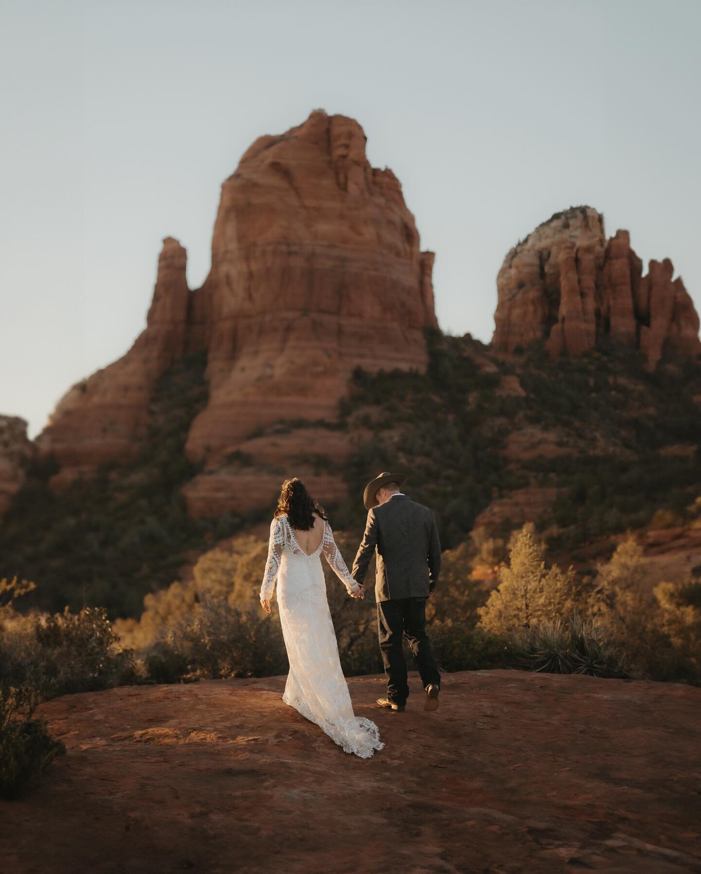 I cant get enough of wandering. Or the earth. Some of us carry an inherent need to explore. // Victoria Erickson

#elopement #couplegoals #chasinglight #nikoncreators #nikon #sunset #desert