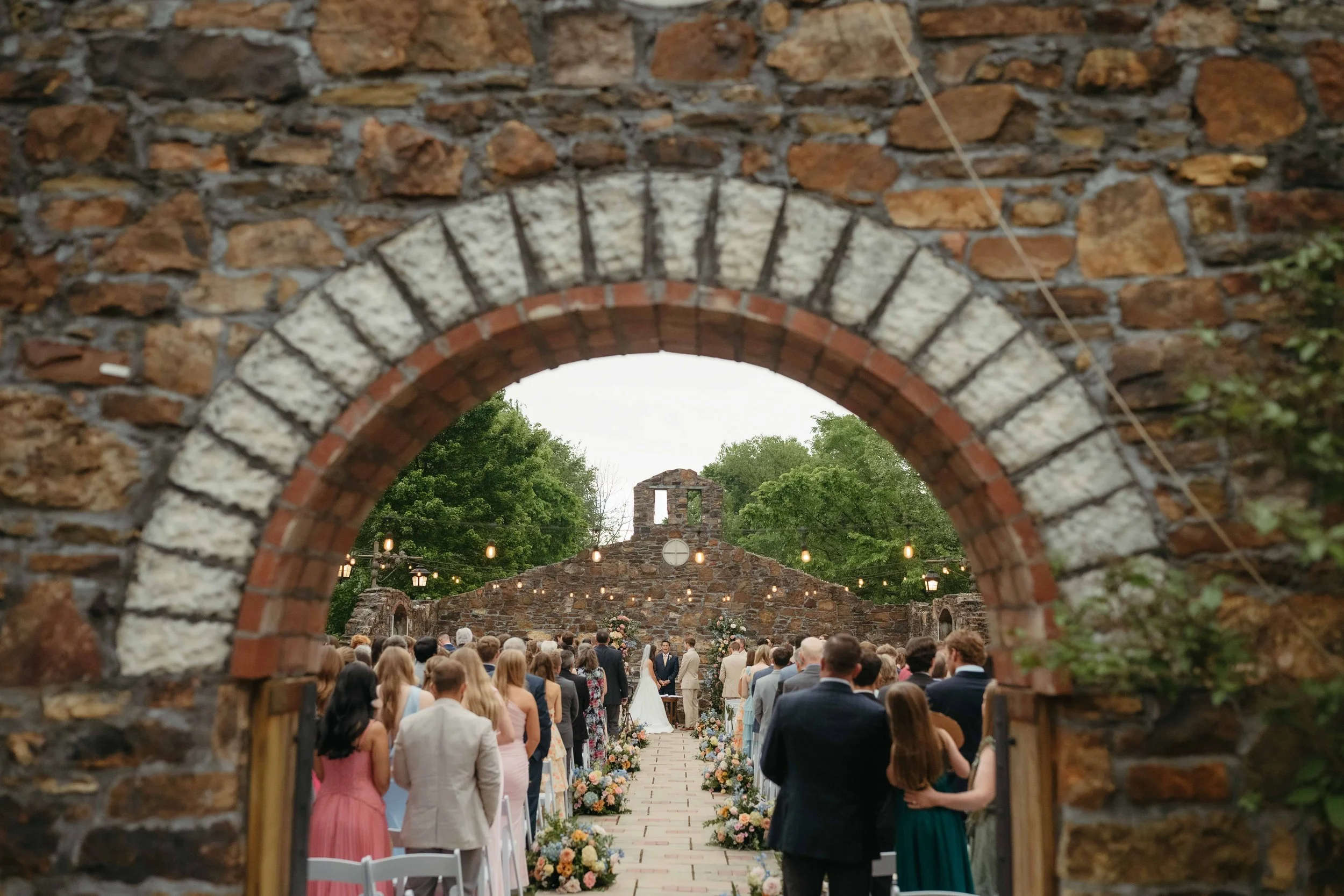 Acie + Peyton // Sassafras Springs Vineyard