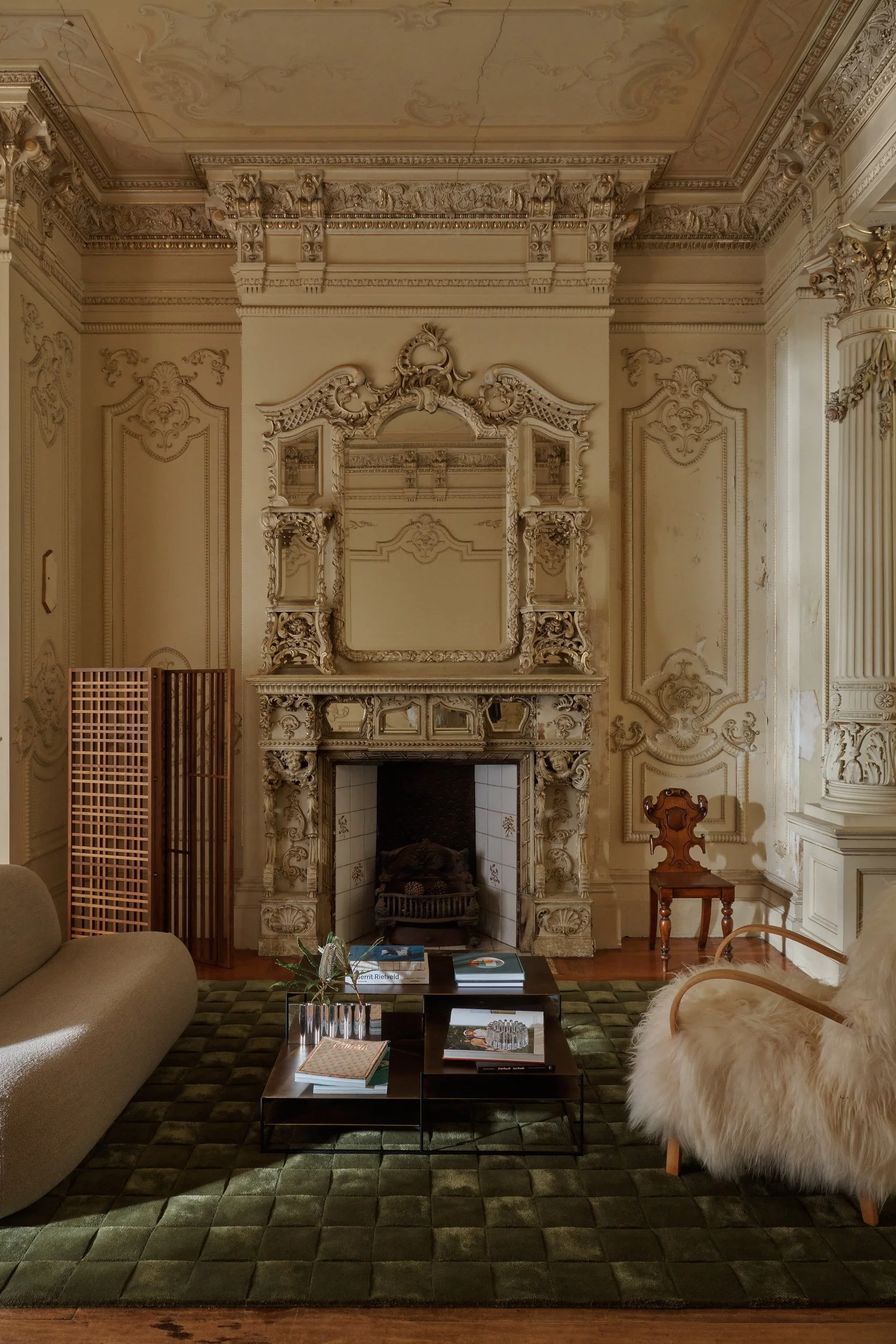vincenza-moss-rug-01.jpg