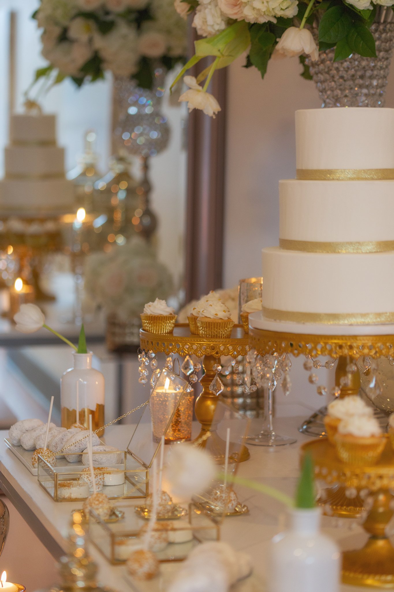 finesse events - cream and gold theme - table - cake and desserts.jpg