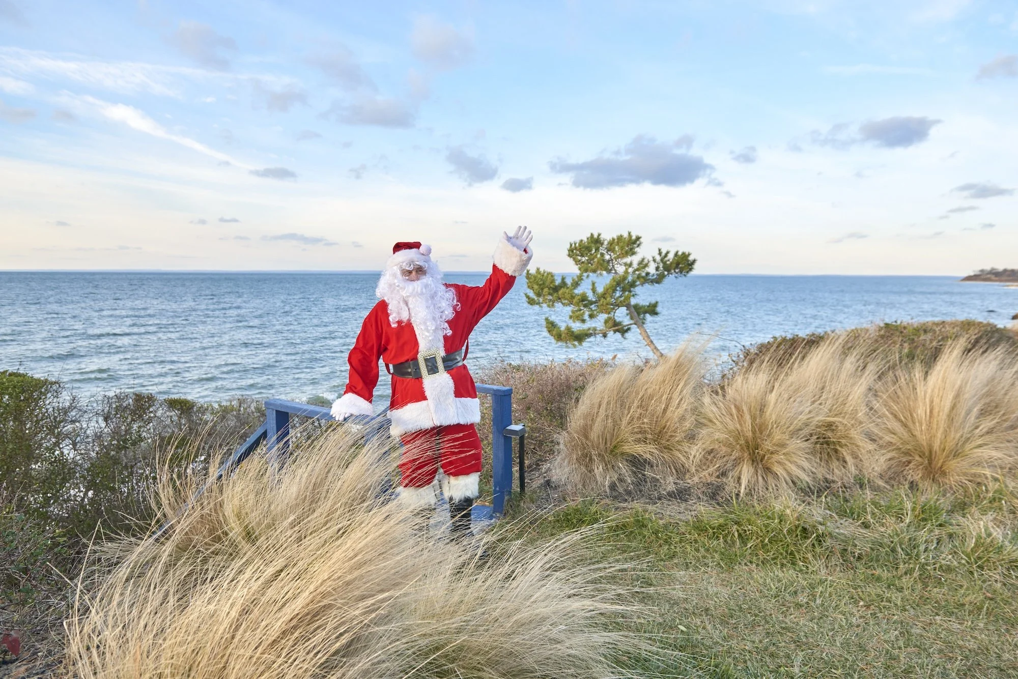 Santa Visits Hotel Moraine