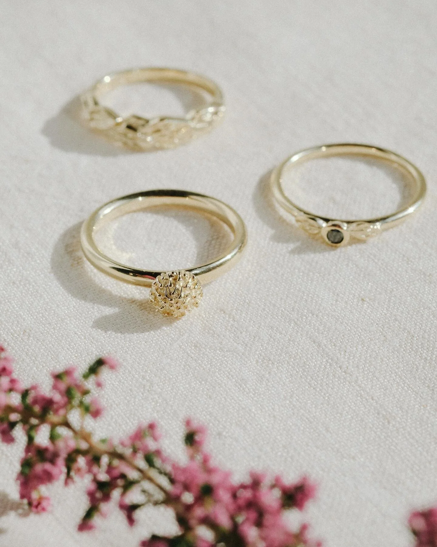 New &lsquo;photography for your jewels&rsquo; work by @visuallyamy for @roseandstonediamondstore featuring @botanicajewellery 🌿✨