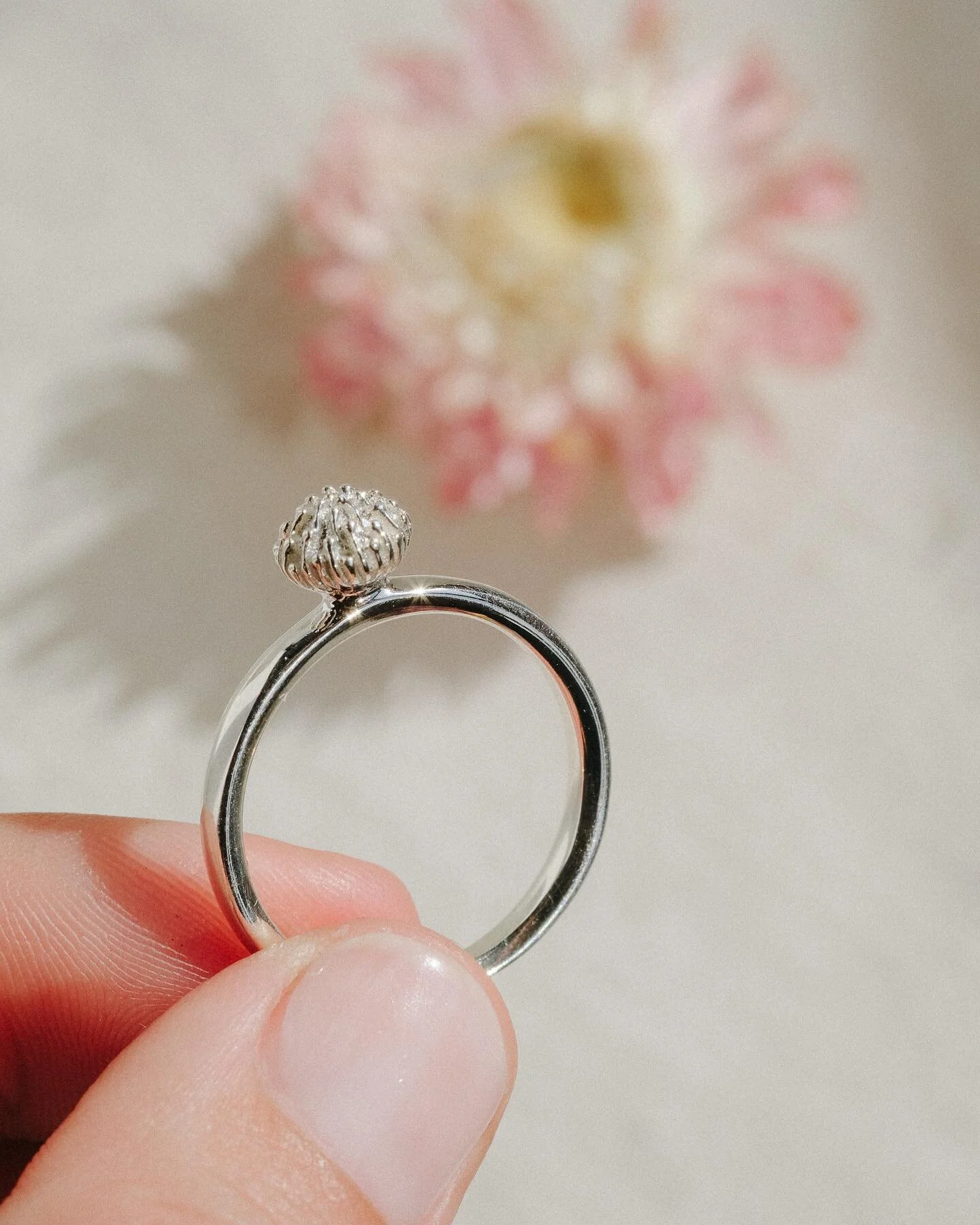 New &lsquo;photography for your jewels&rsquo; work by @visuallyamy for @roseandstonediamondstore featuring @botanicajewellery 🌿✨