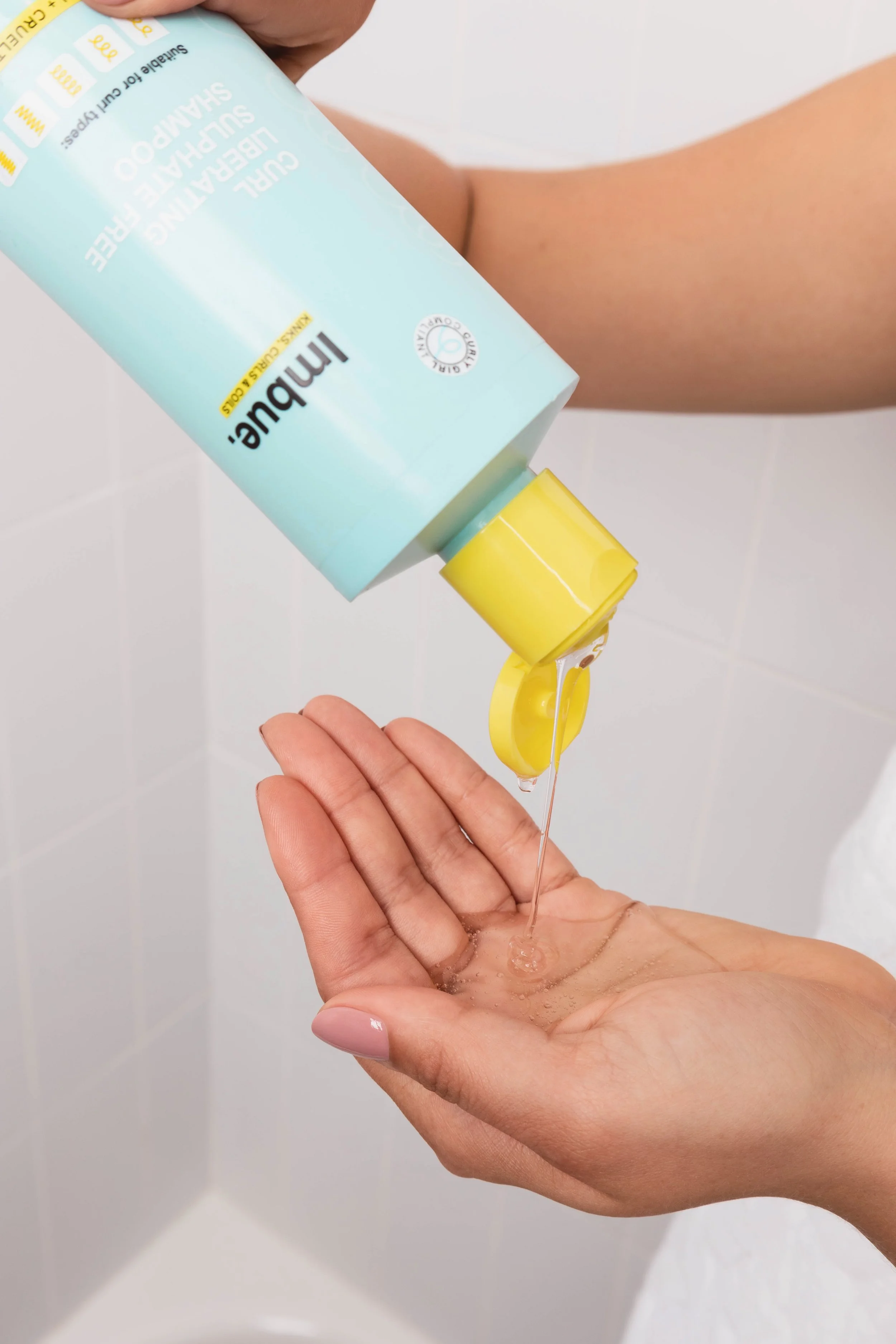 20211119-IMBUE-Working-Day-Liberating-Shampoo-1679 (2).jpg