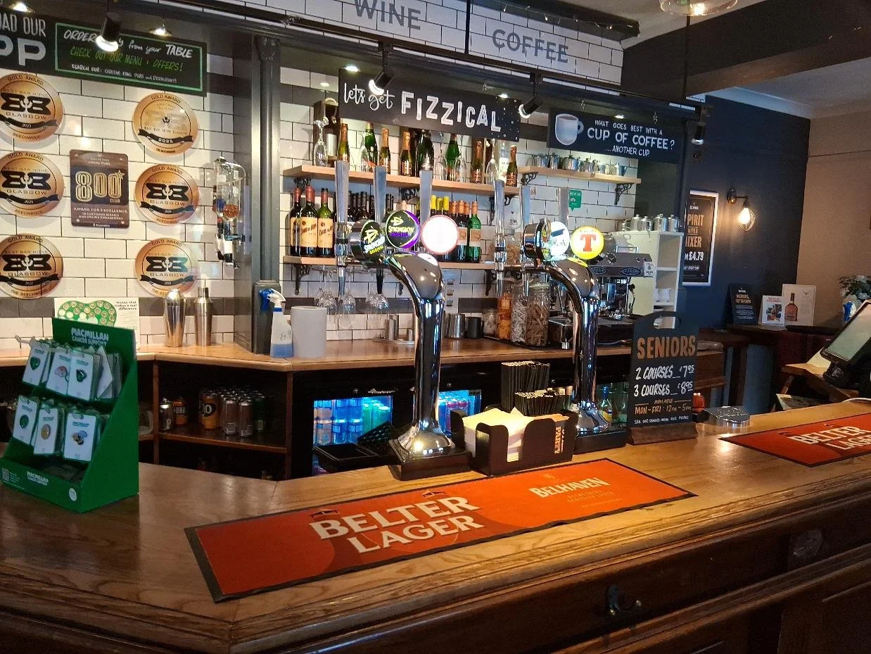 The Beechwood, Glasgow - right side servery