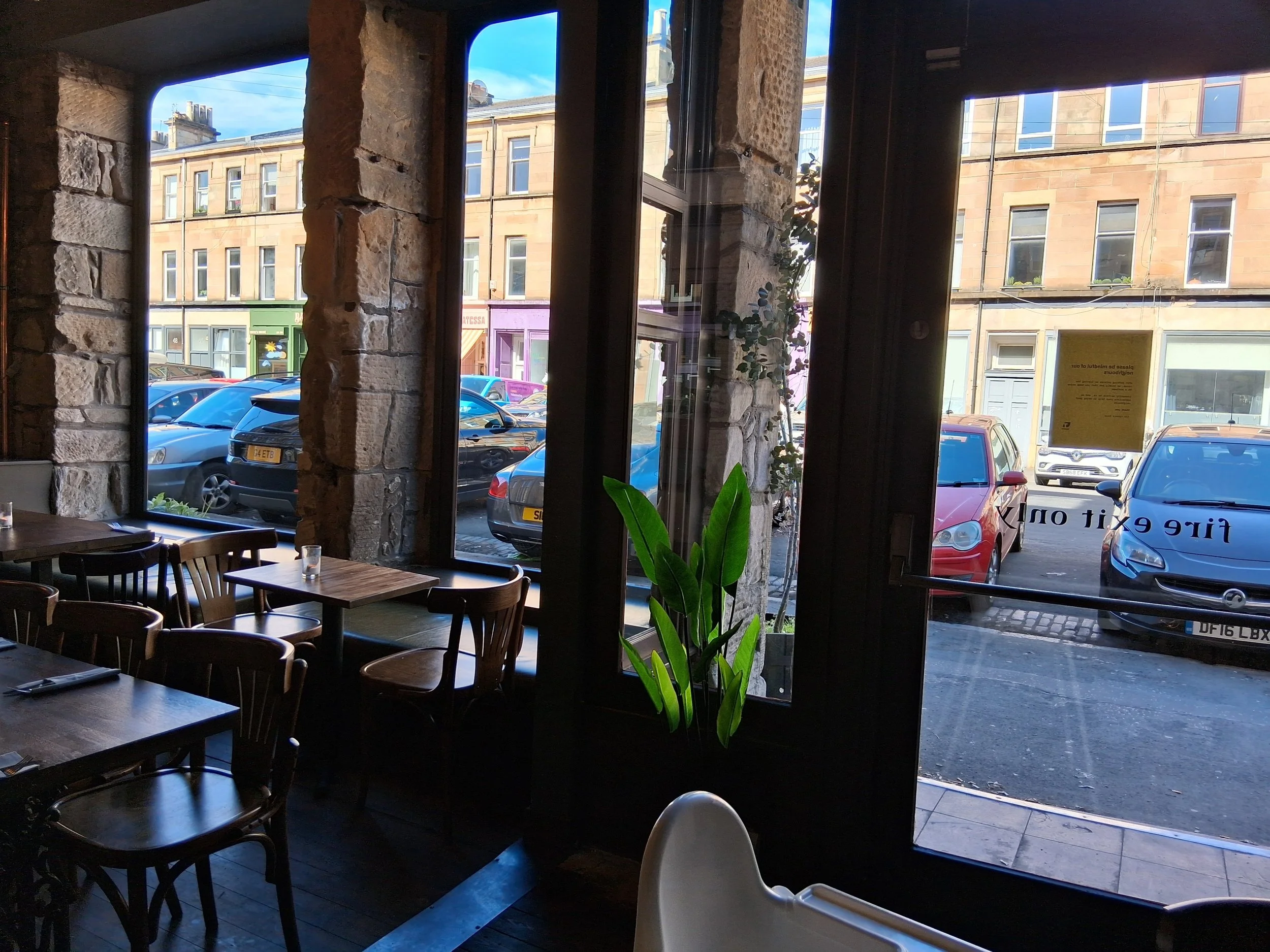 Tabacs, Queens Park, Glasgow - front door