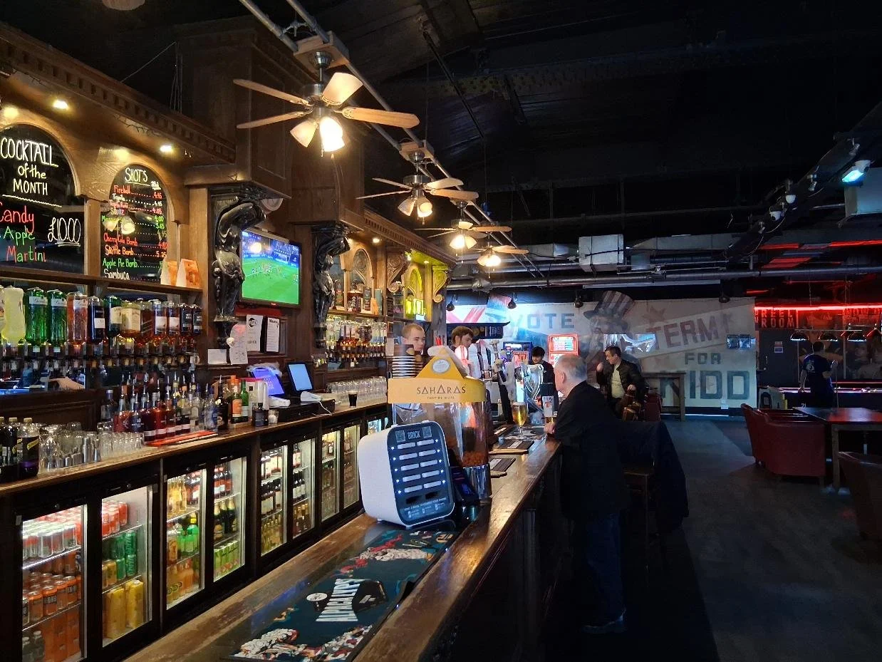 Reardon's Snooker, Glasgow 4.jpg