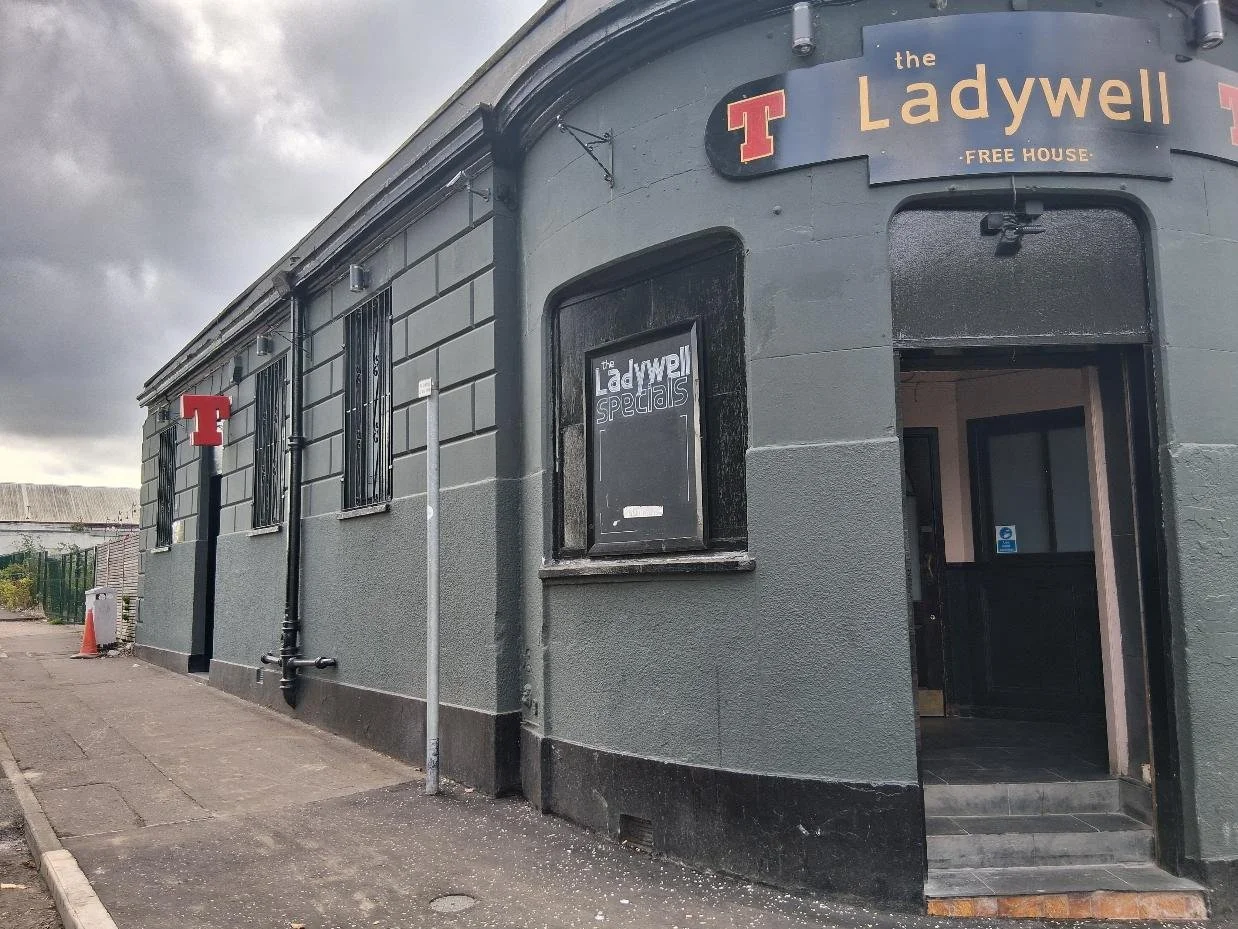 The Ladywell, Glasgow 2.jpg