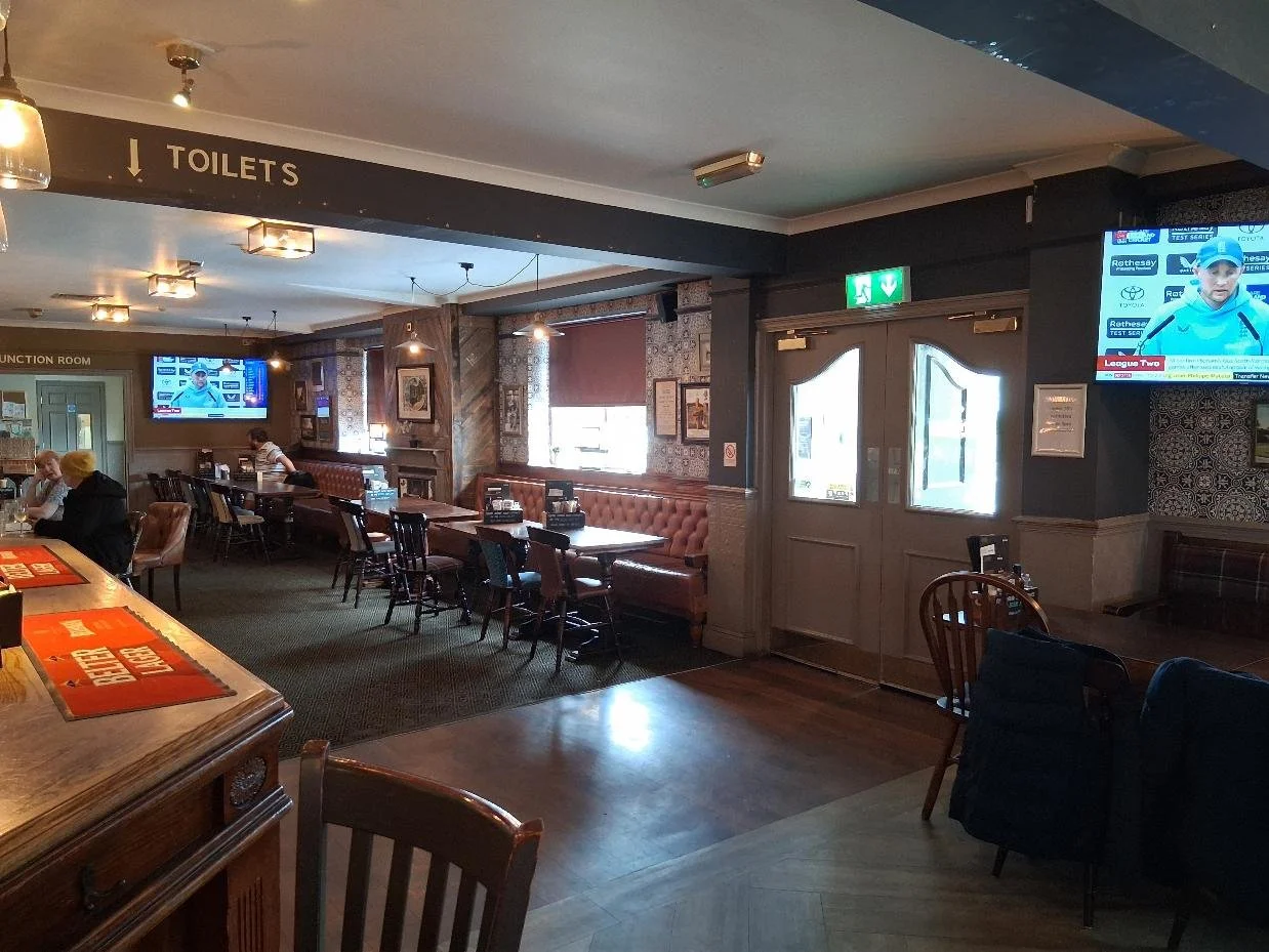 The Beechwood, Glasgow - right side